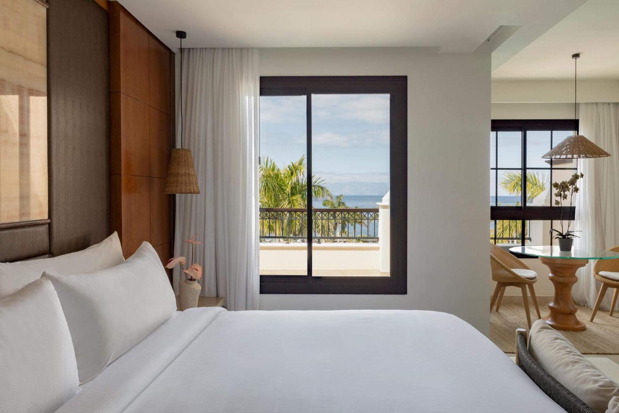 Red Level Junior Suite Front Ocean View with Whirlpool,1758549636:JPEG