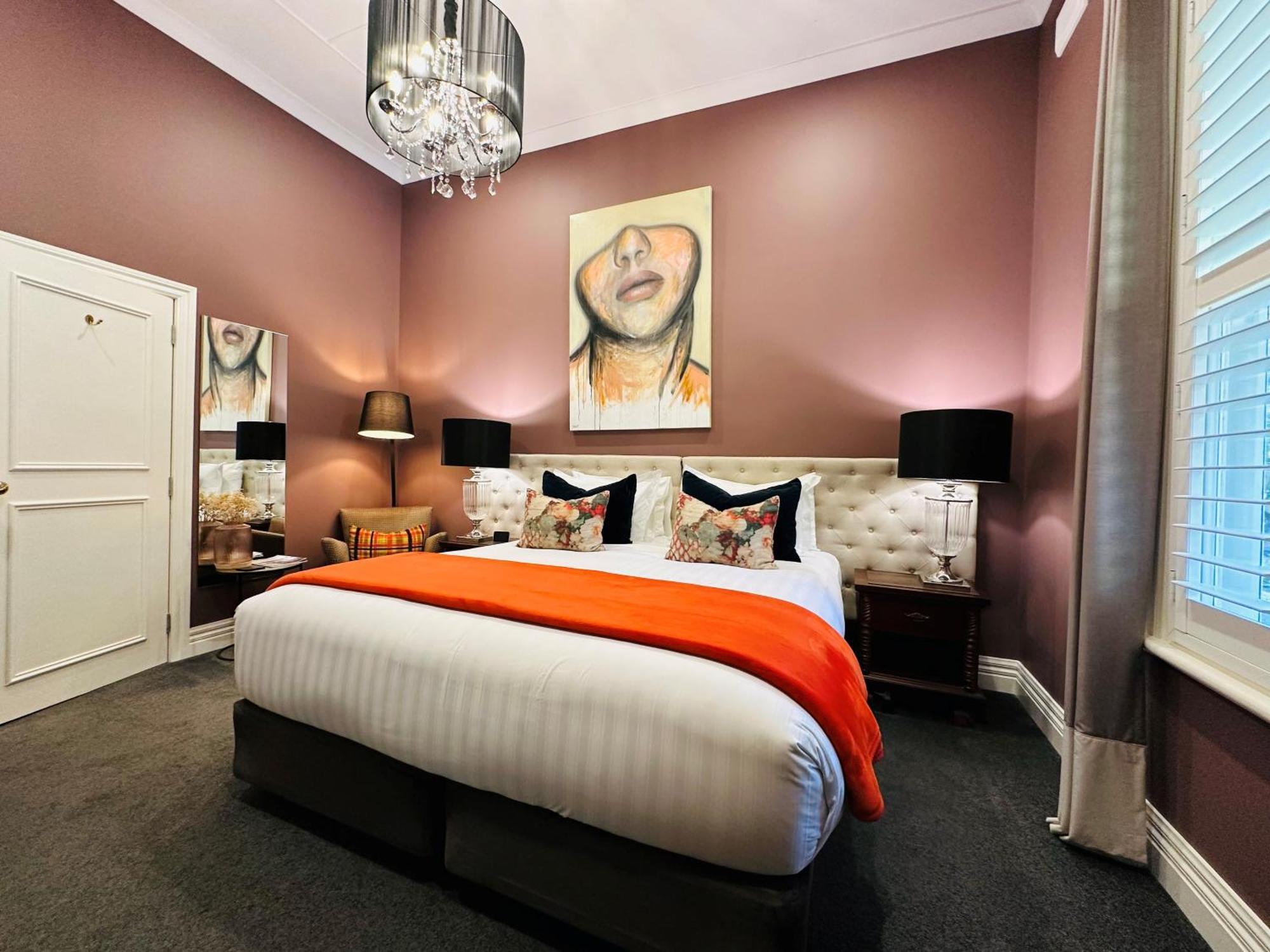 King Room