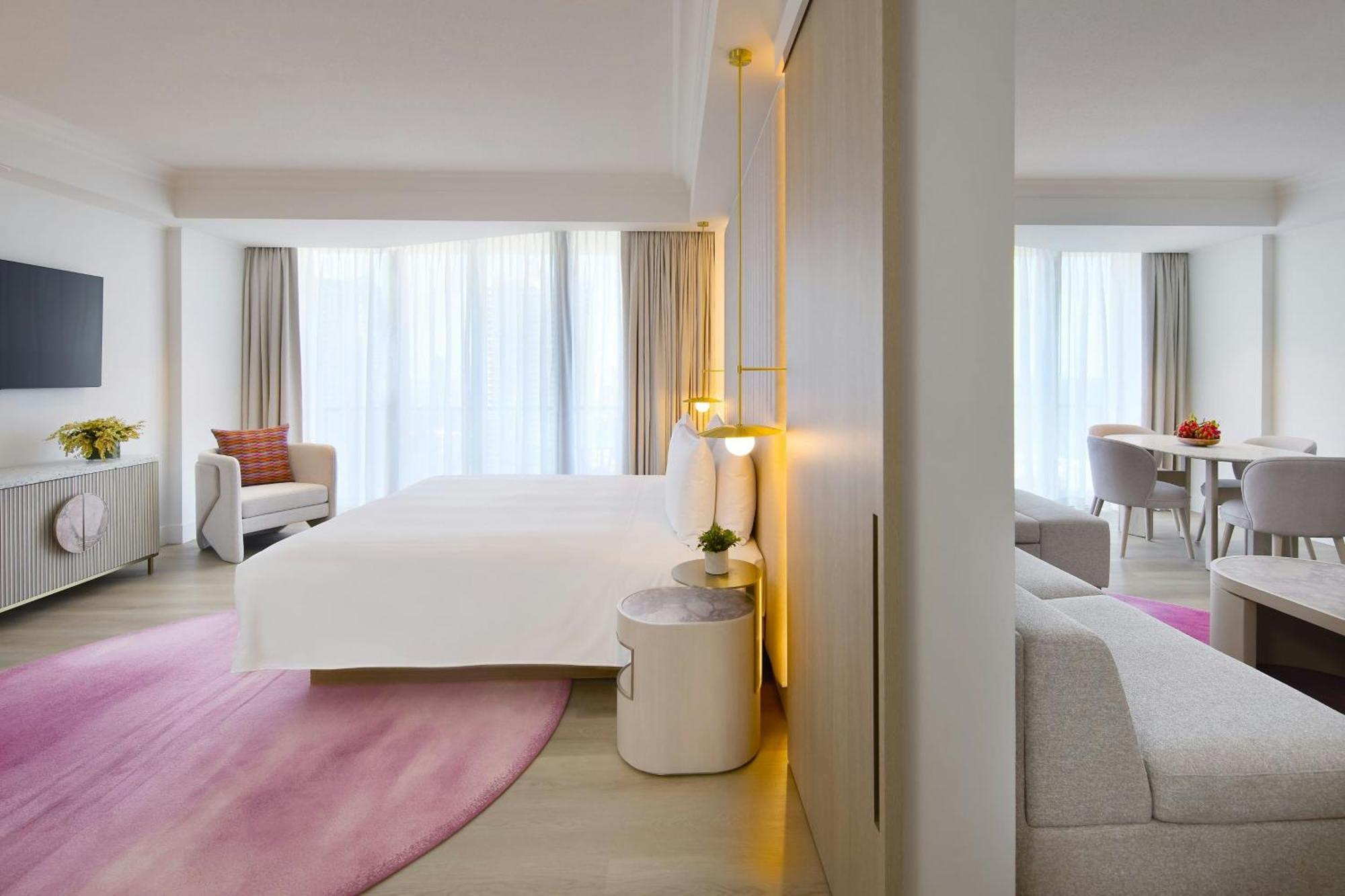 1 Bedroom Deluxe Suite, King, Sofa bed, Lagoon view, Balcony,1758597312:JPEG