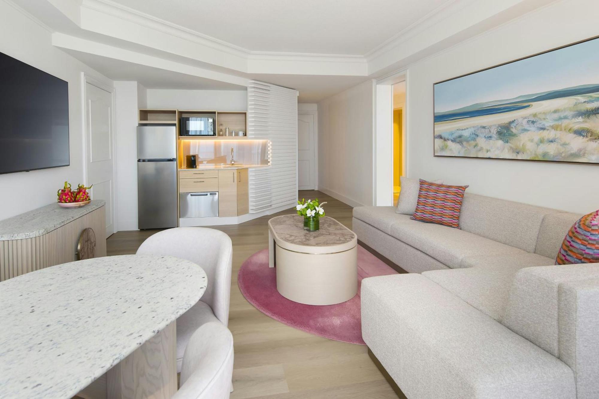 1 Bedroom Deluxe Suite King Sofa bed Lagoon view Balcony