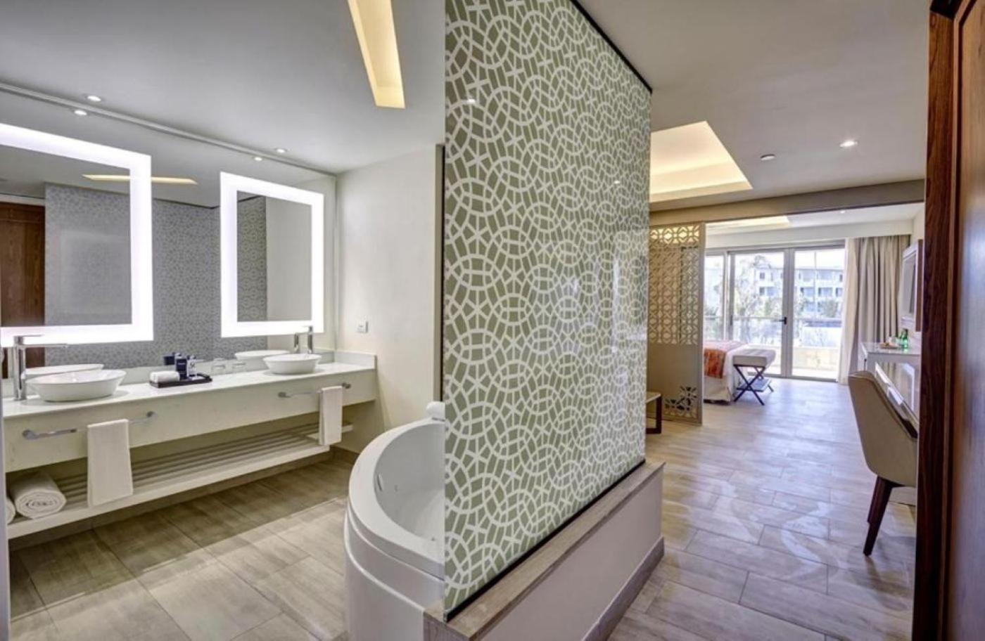 Luxury Junior Suite Ocean View