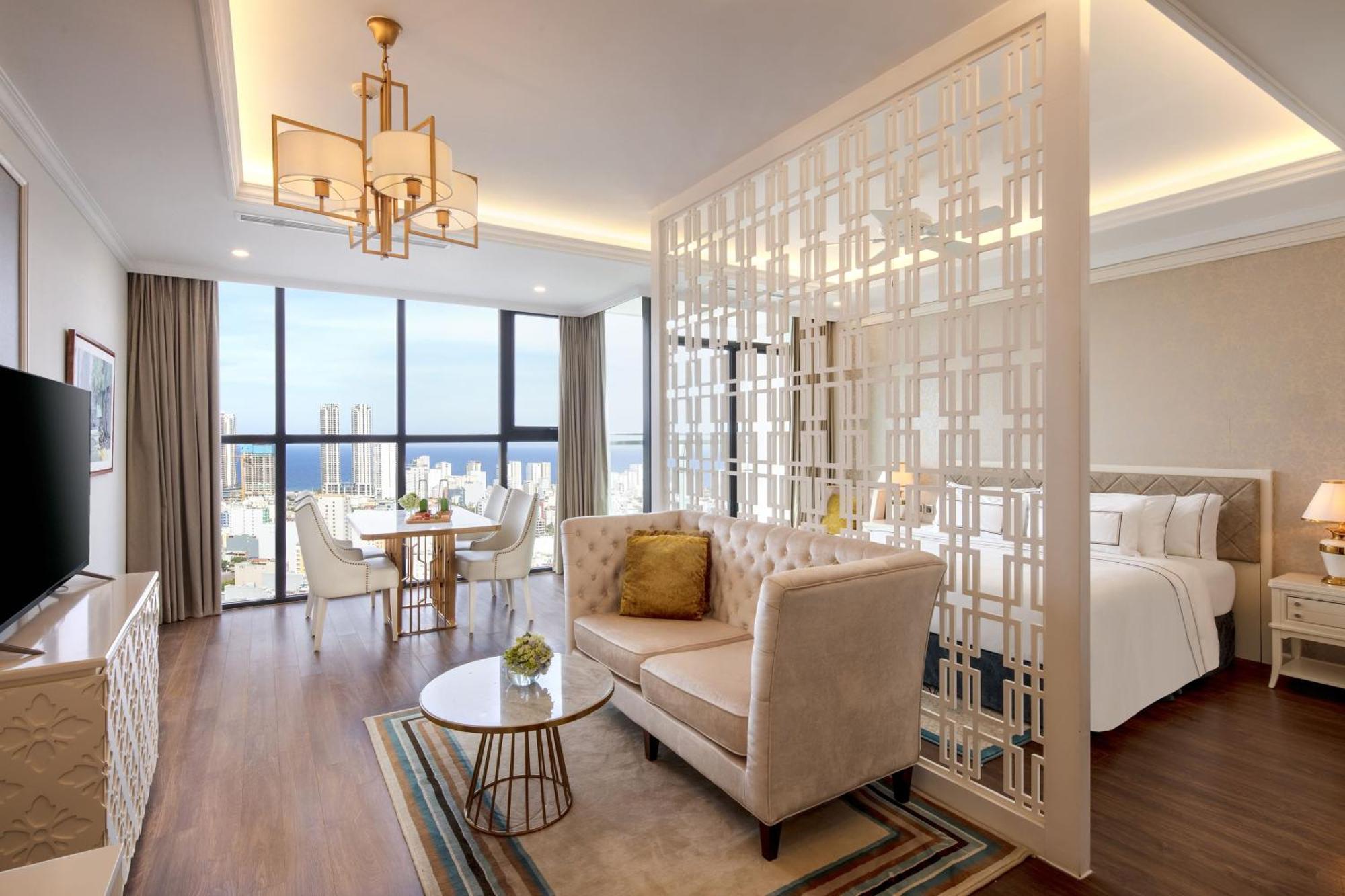 Junior Suite,1758626124:JPEG