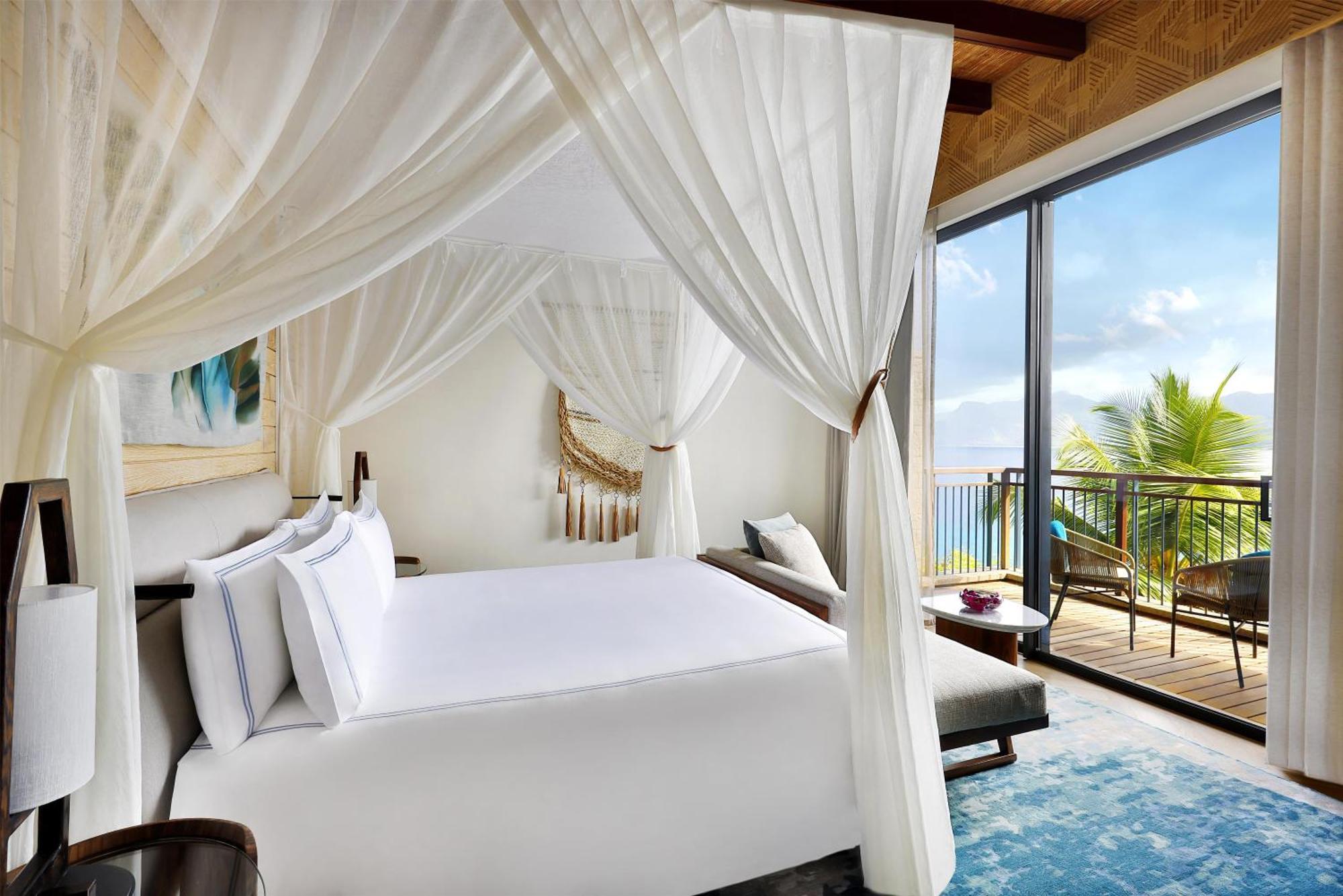 Premium King Room with Ocean View