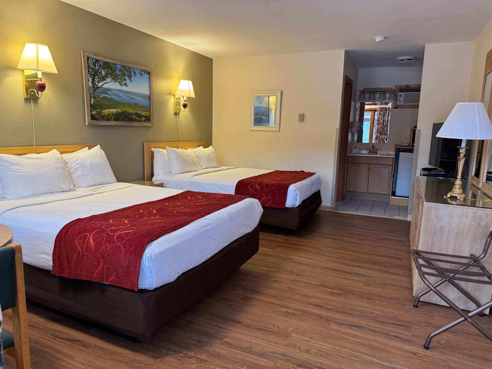 Queen Room Two Queen Beds