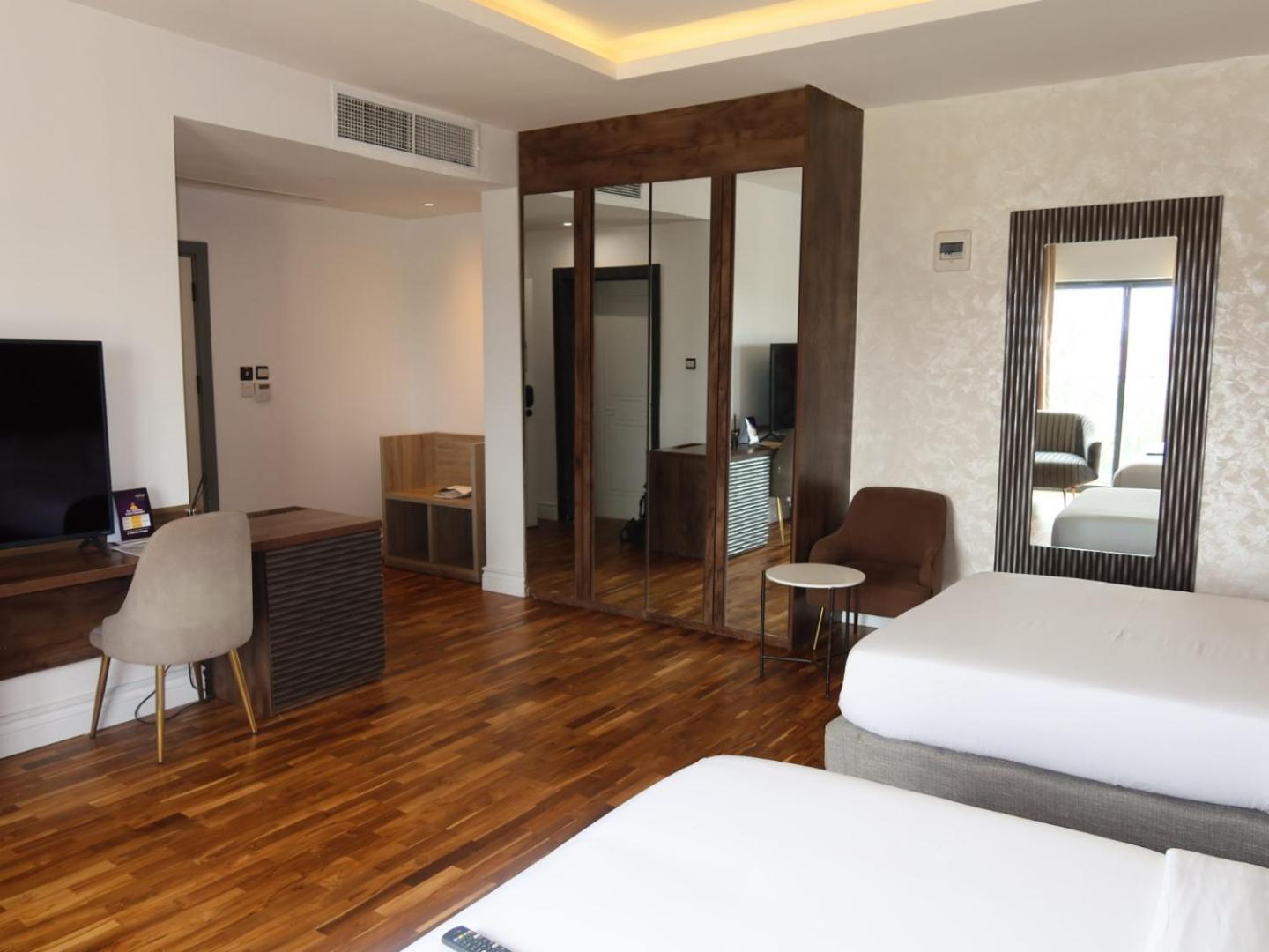 Double or Twin Room Balcony