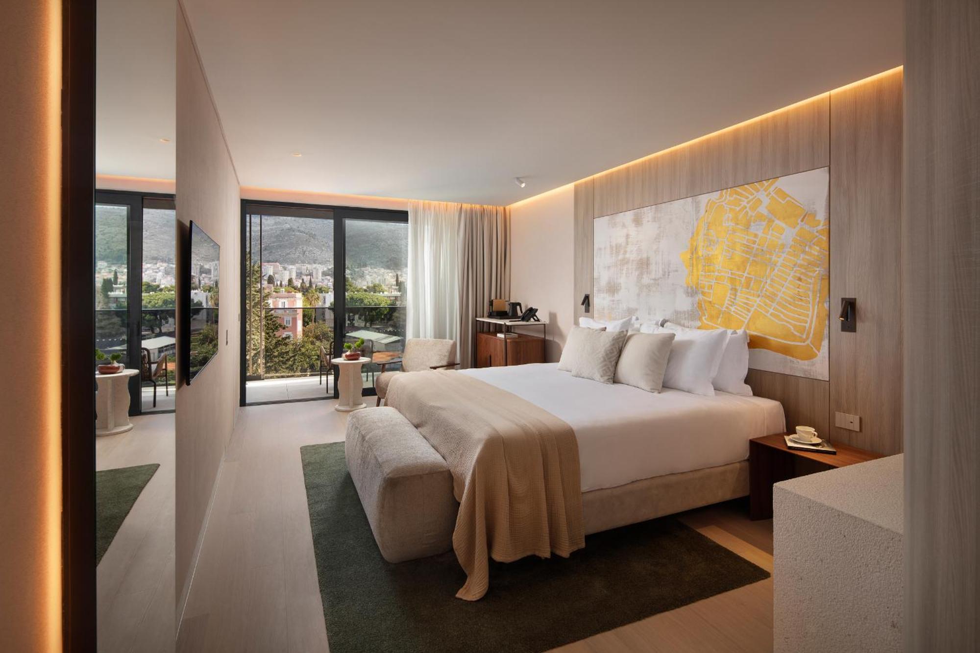 Deluxe Room Park View Balcony