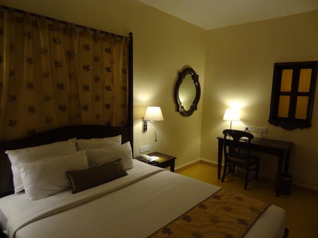 Superior Double or Twin Room,654946809:JPEG