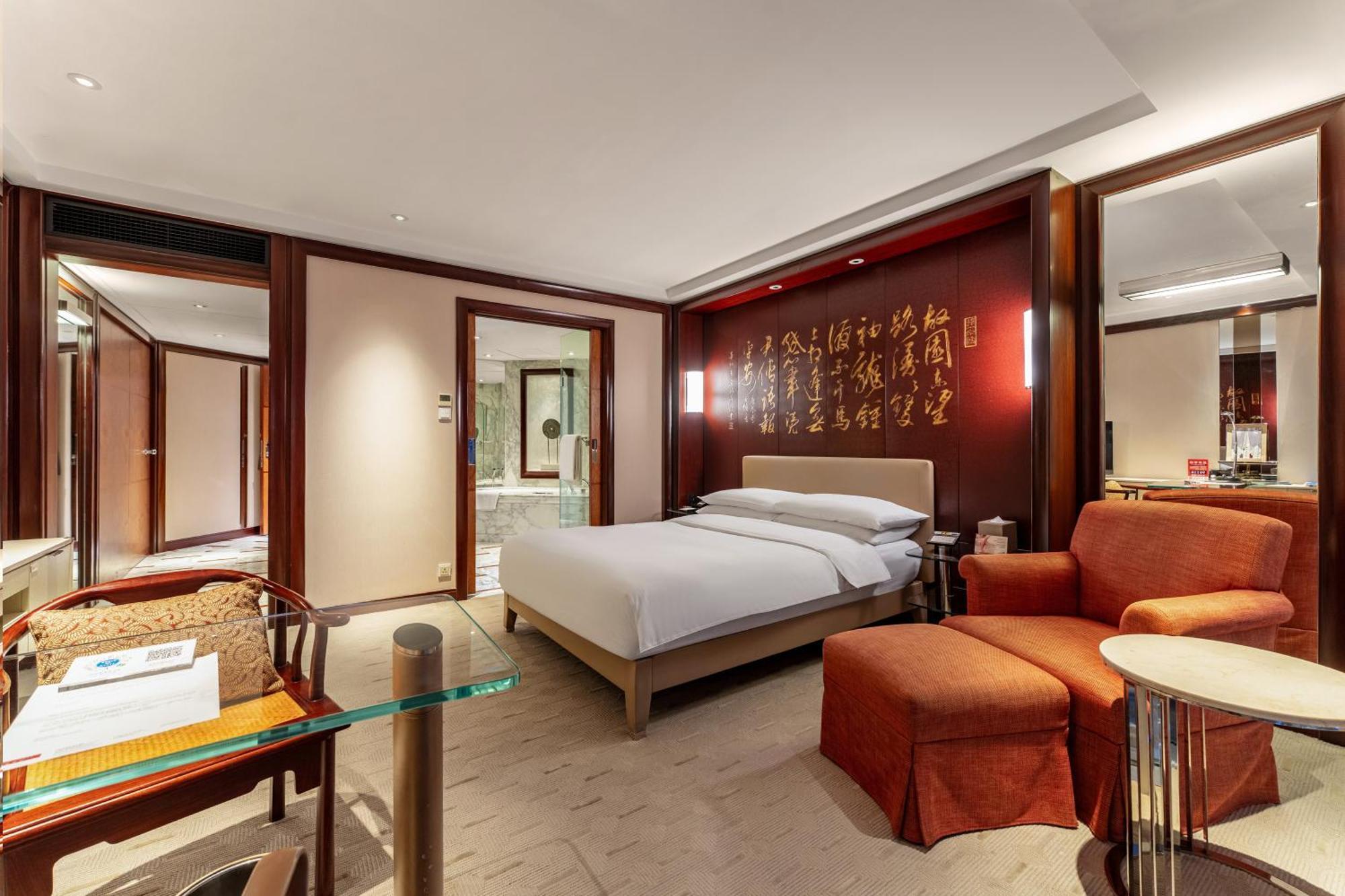 Queen Room River View