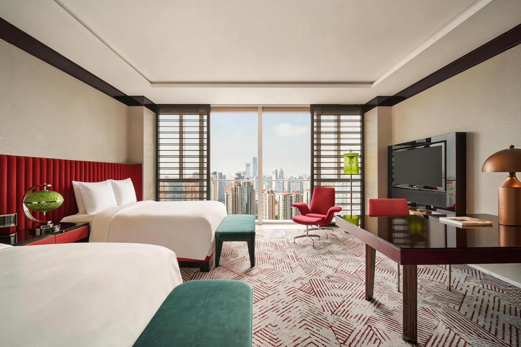 Premium Twin Room City View