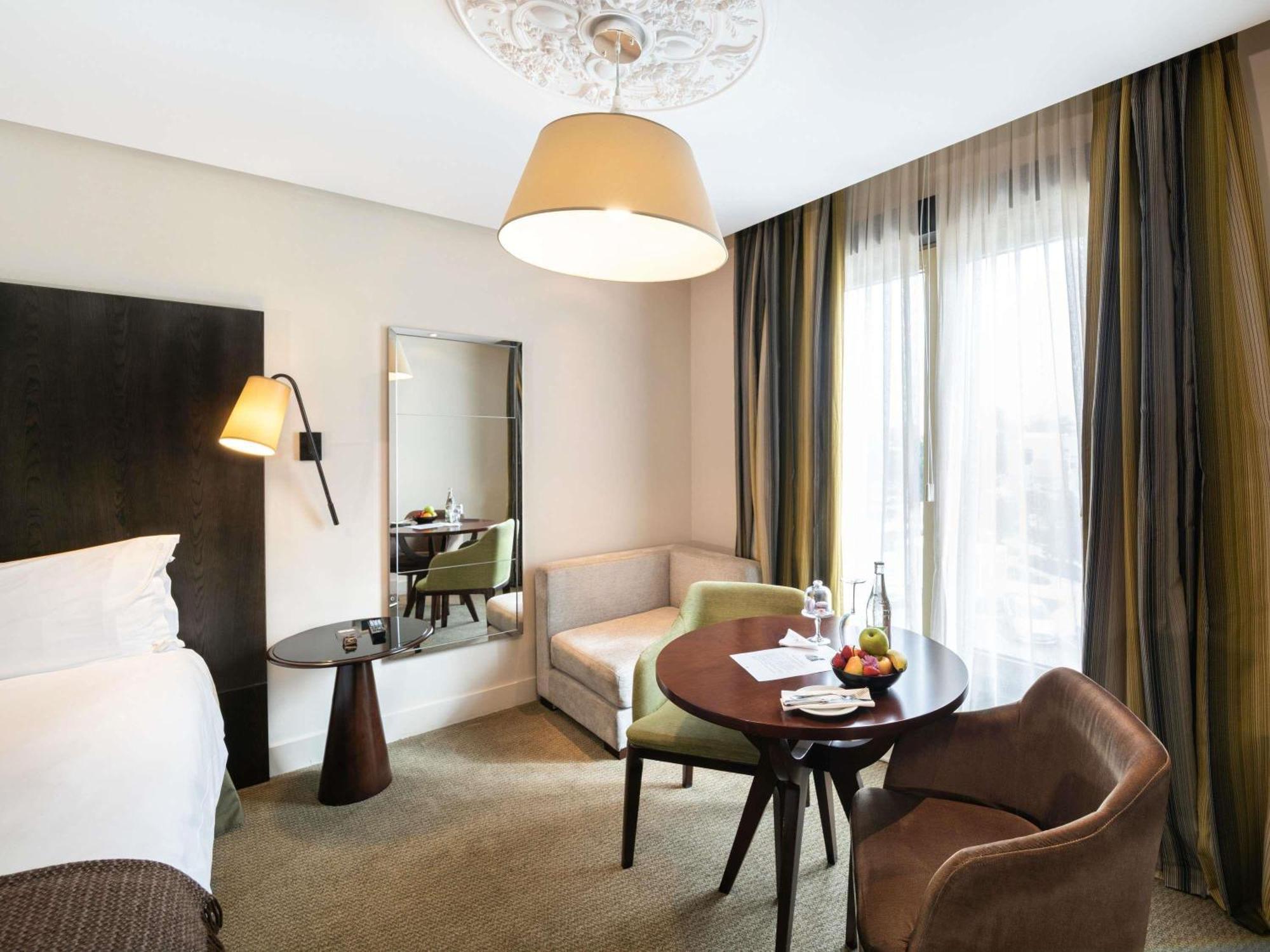 Superior Queen Room