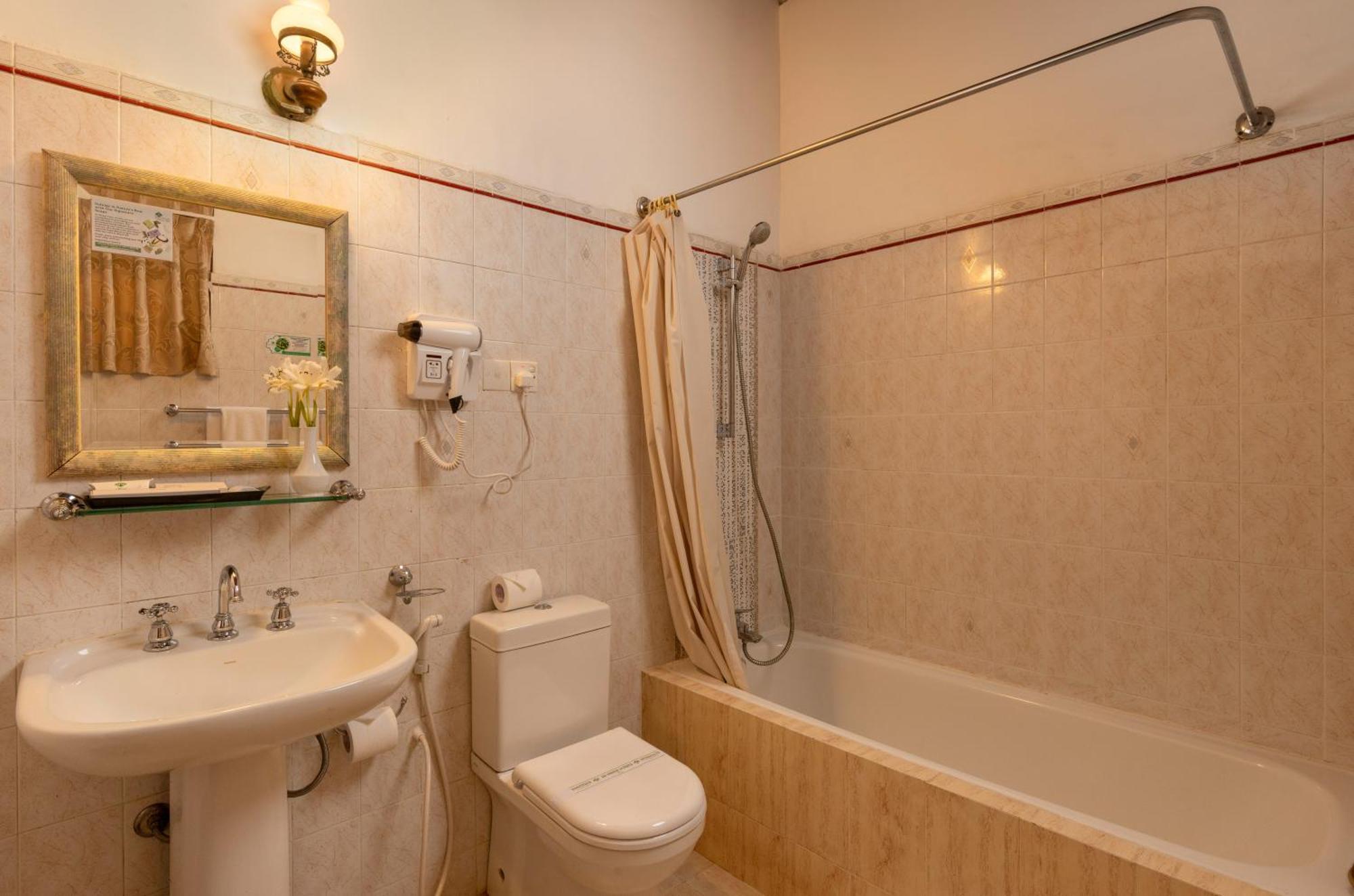 Deluxe Double or Twin Room Balcony