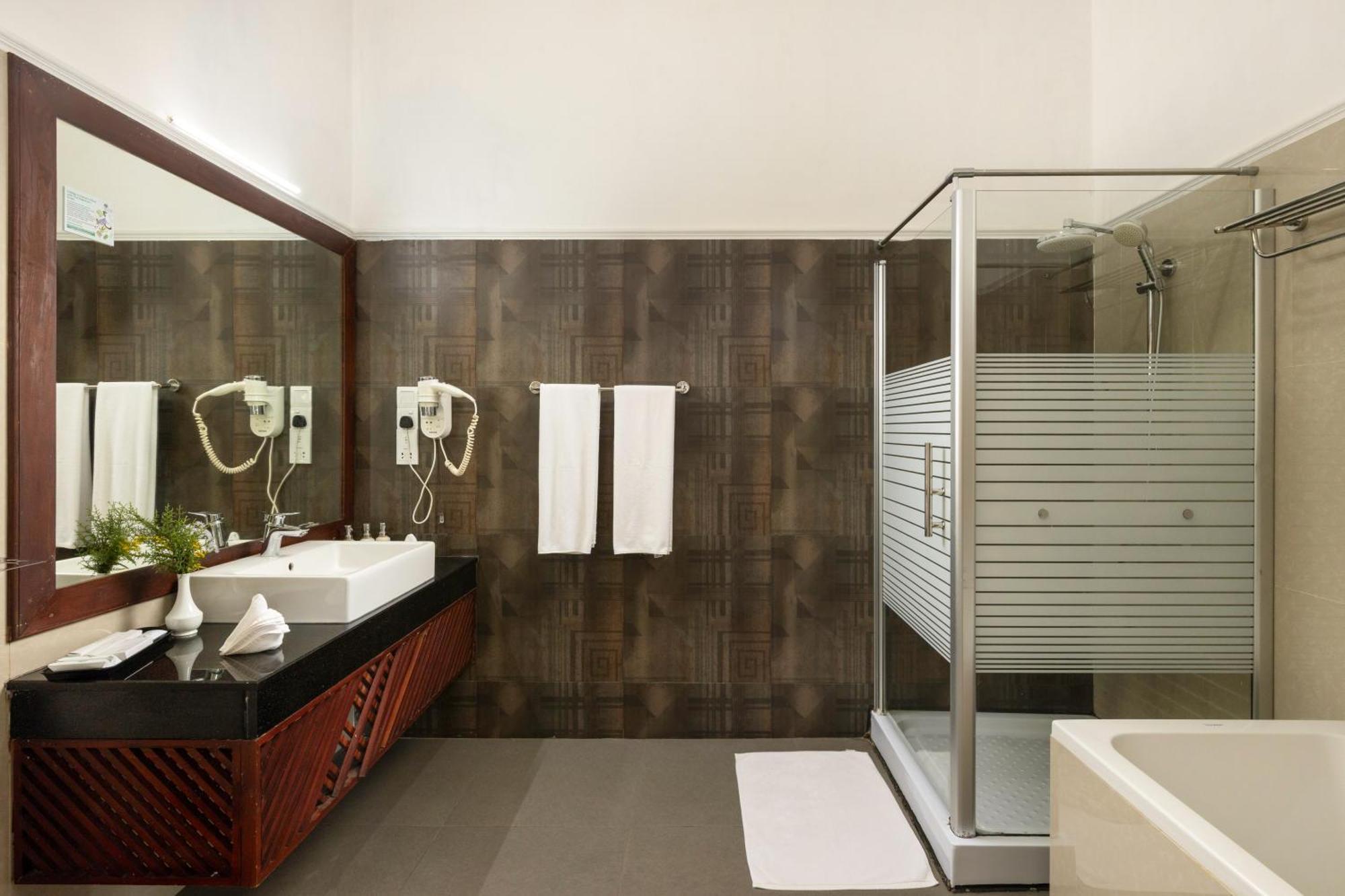 Superior Deluxe Double or Twin Room
