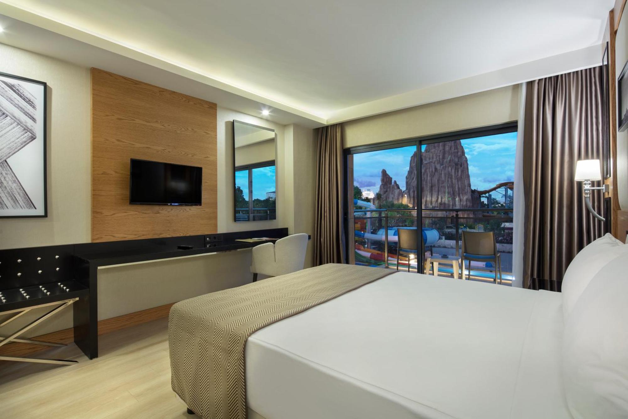 Double Room Pool View