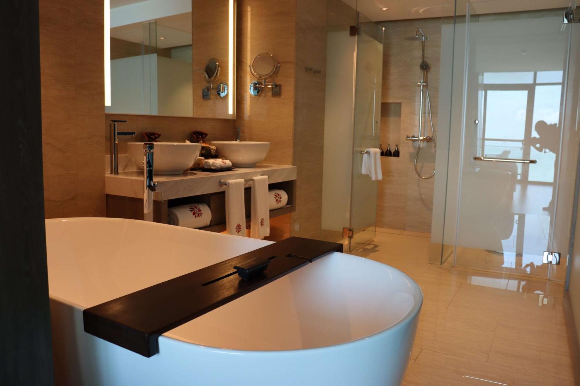 Premier Seaview Room King