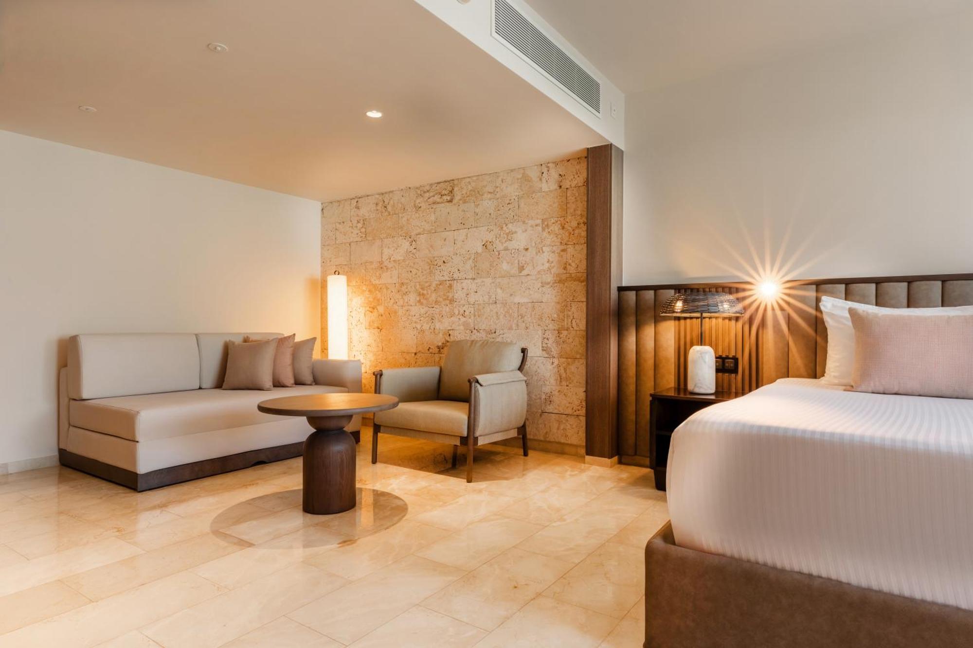 Superior Junior Suite