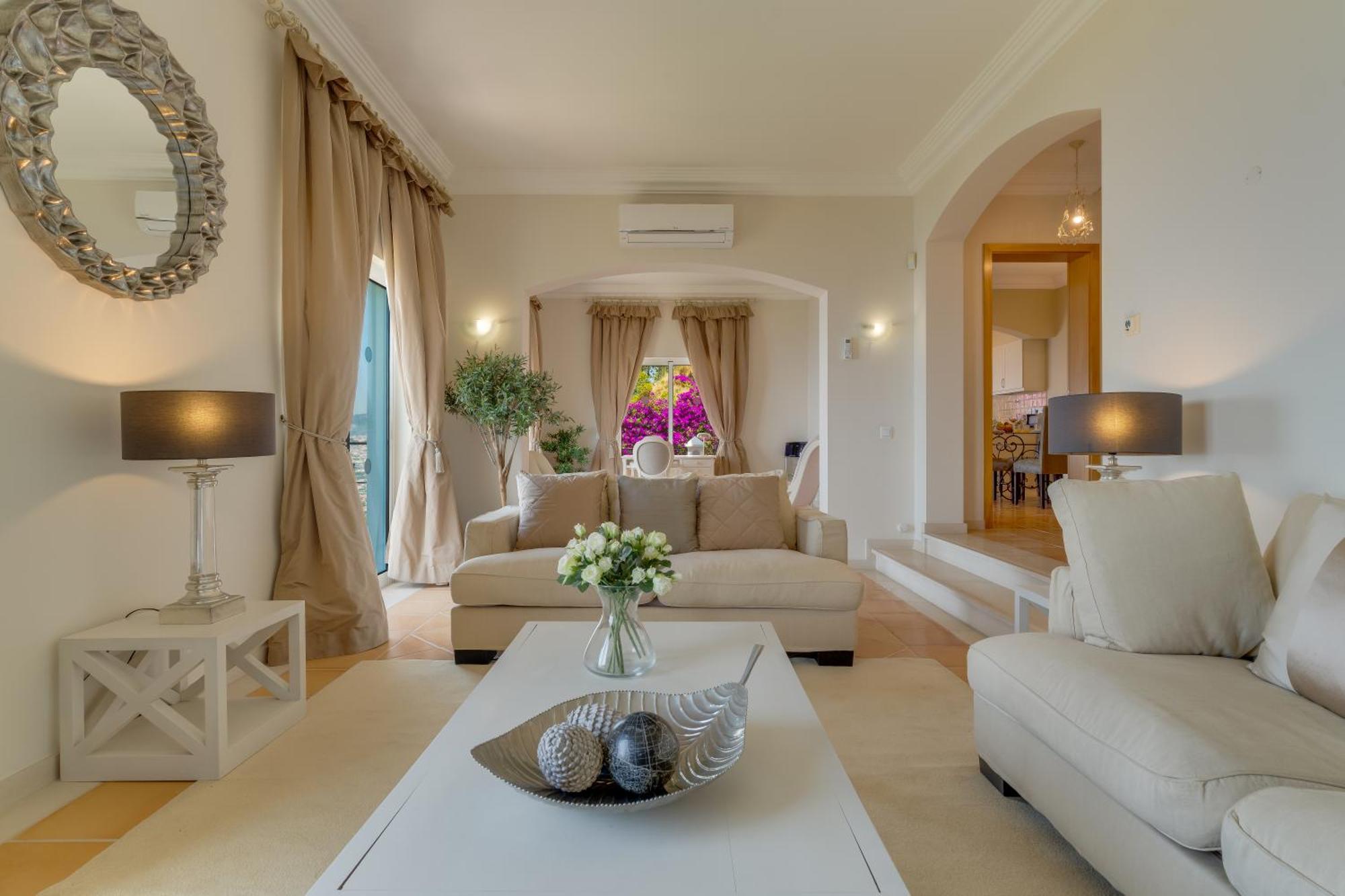 Three-Bedroom Villa Sea View