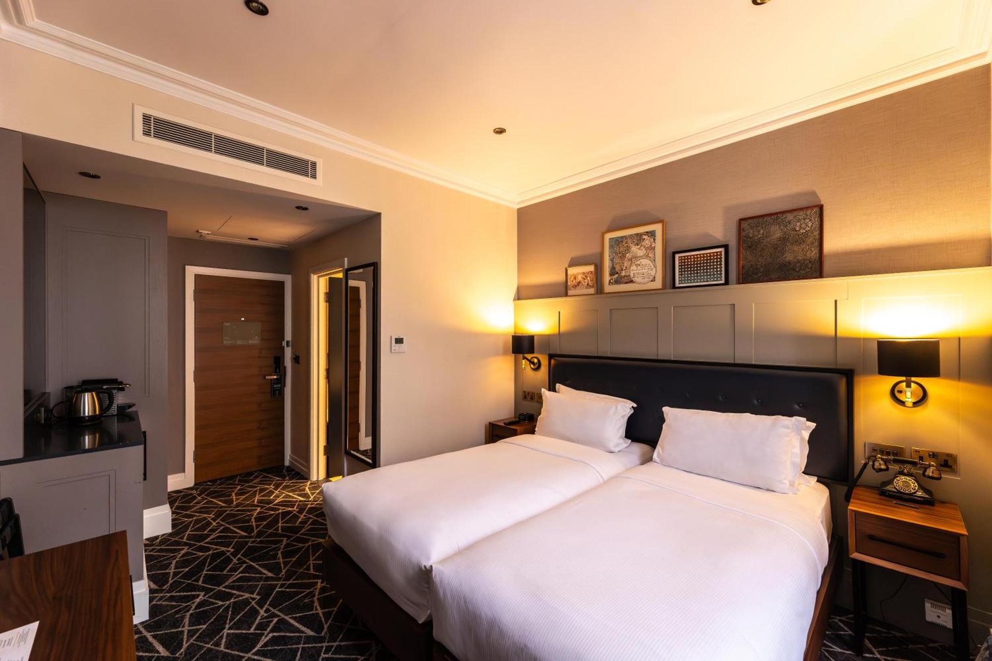 Superior Twin Room,1765854486:JPEG