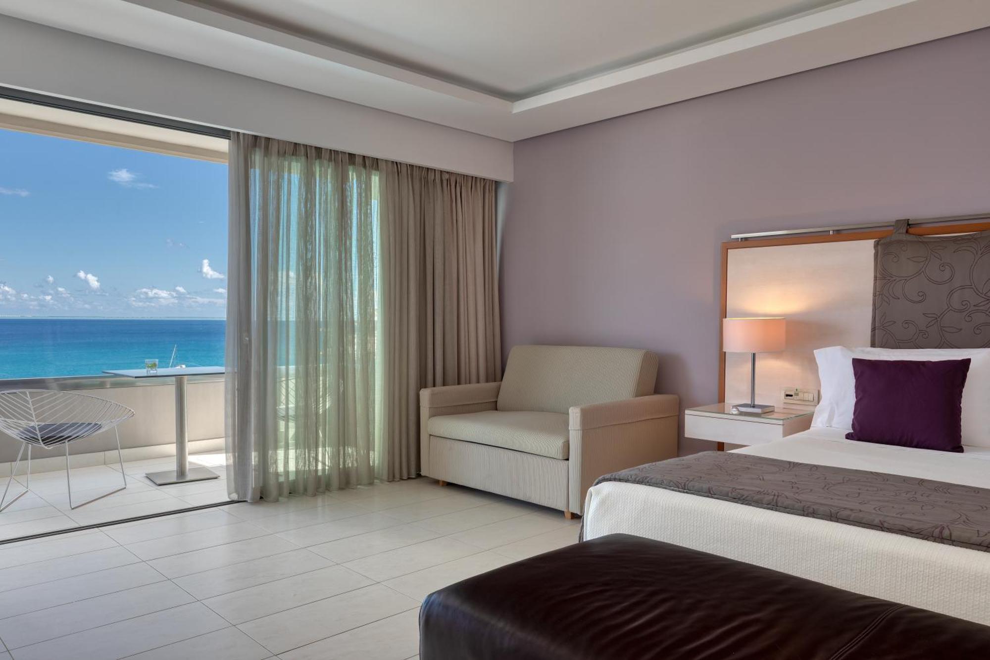Superior Double or Twin Room Sea View
