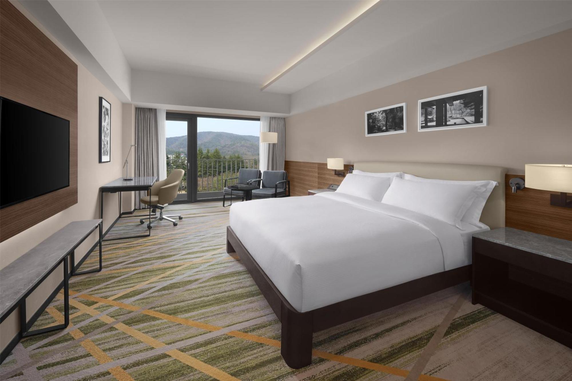 Deluxe King Room