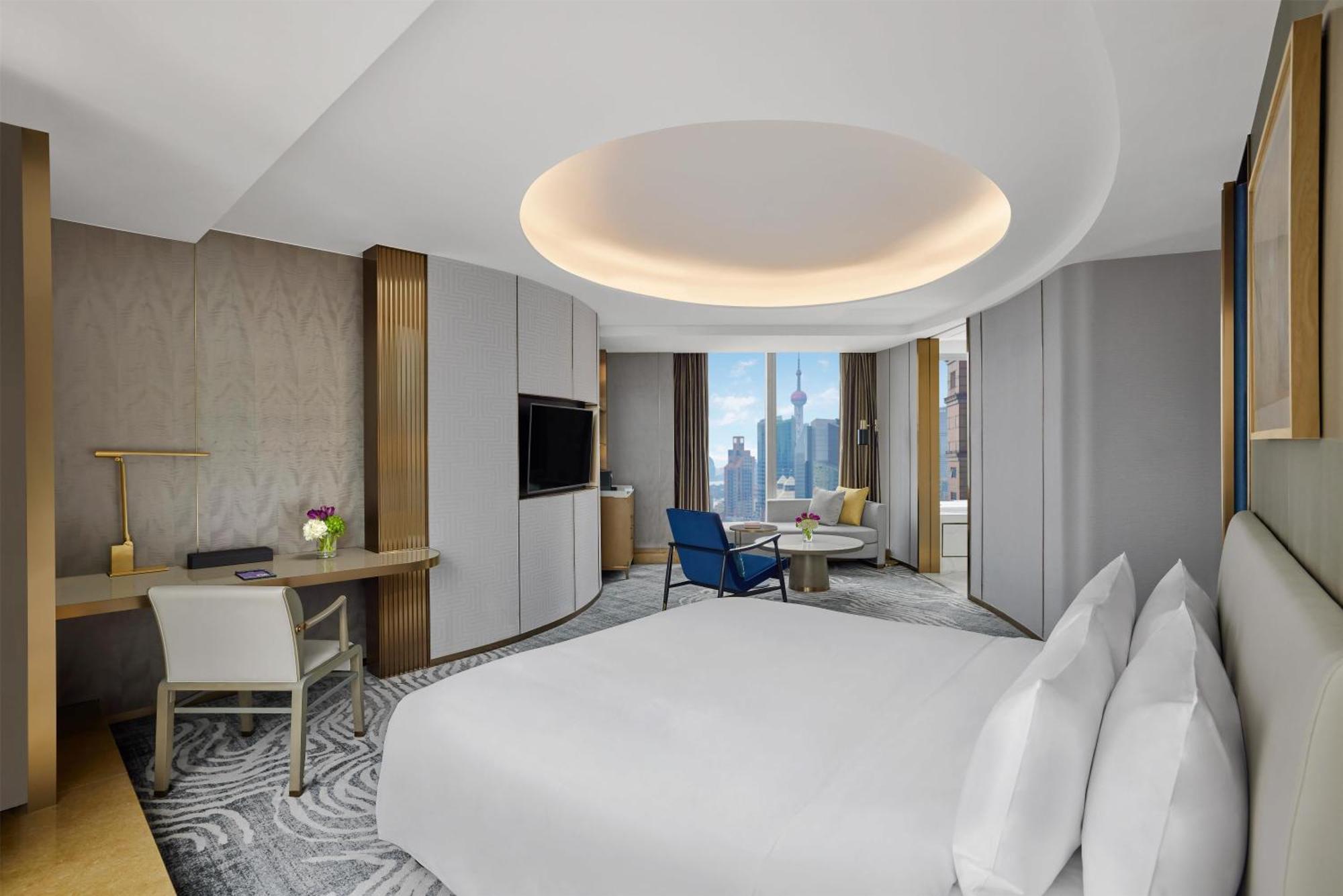 Premium King Room