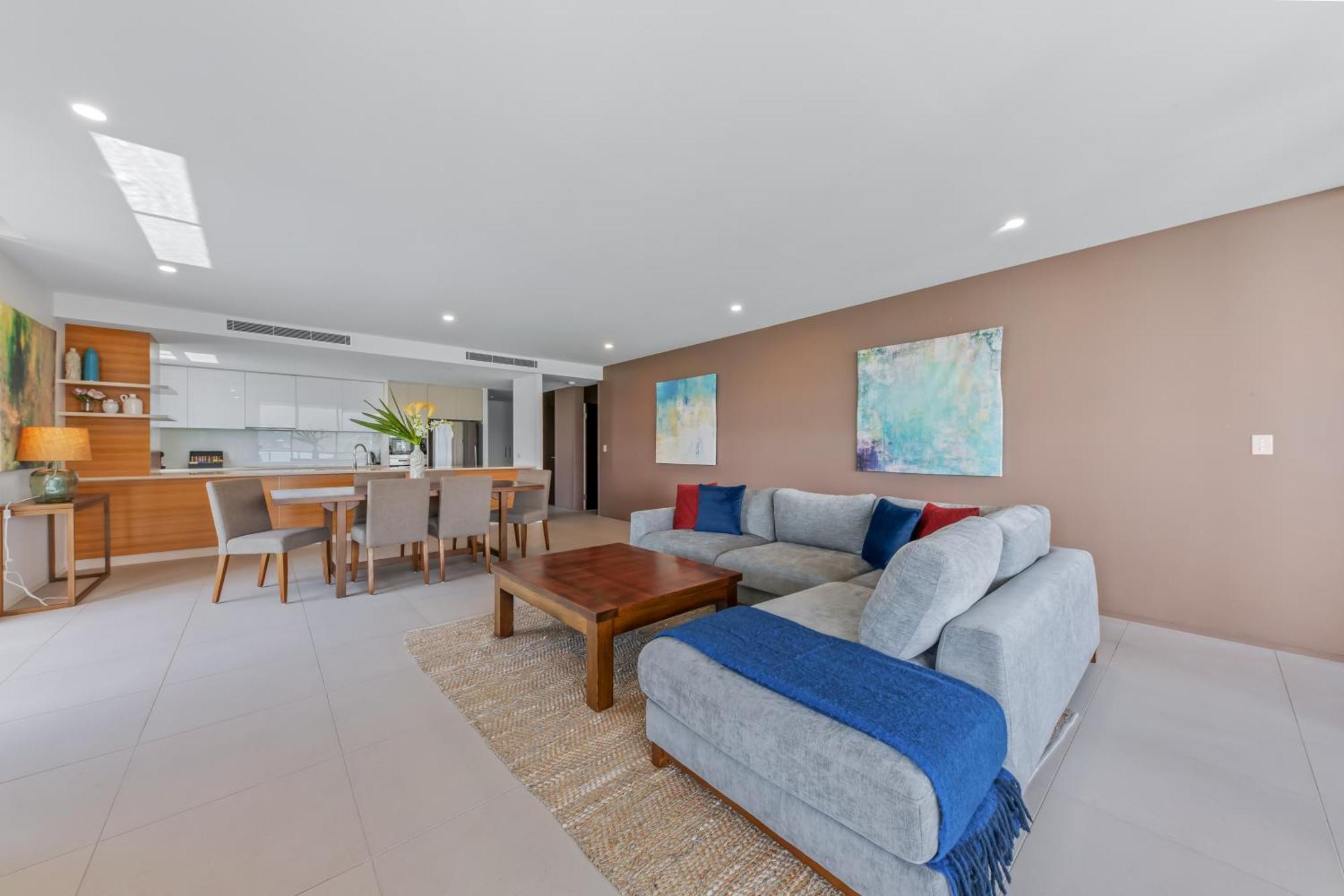 One-Bedroom Apartment Garden View