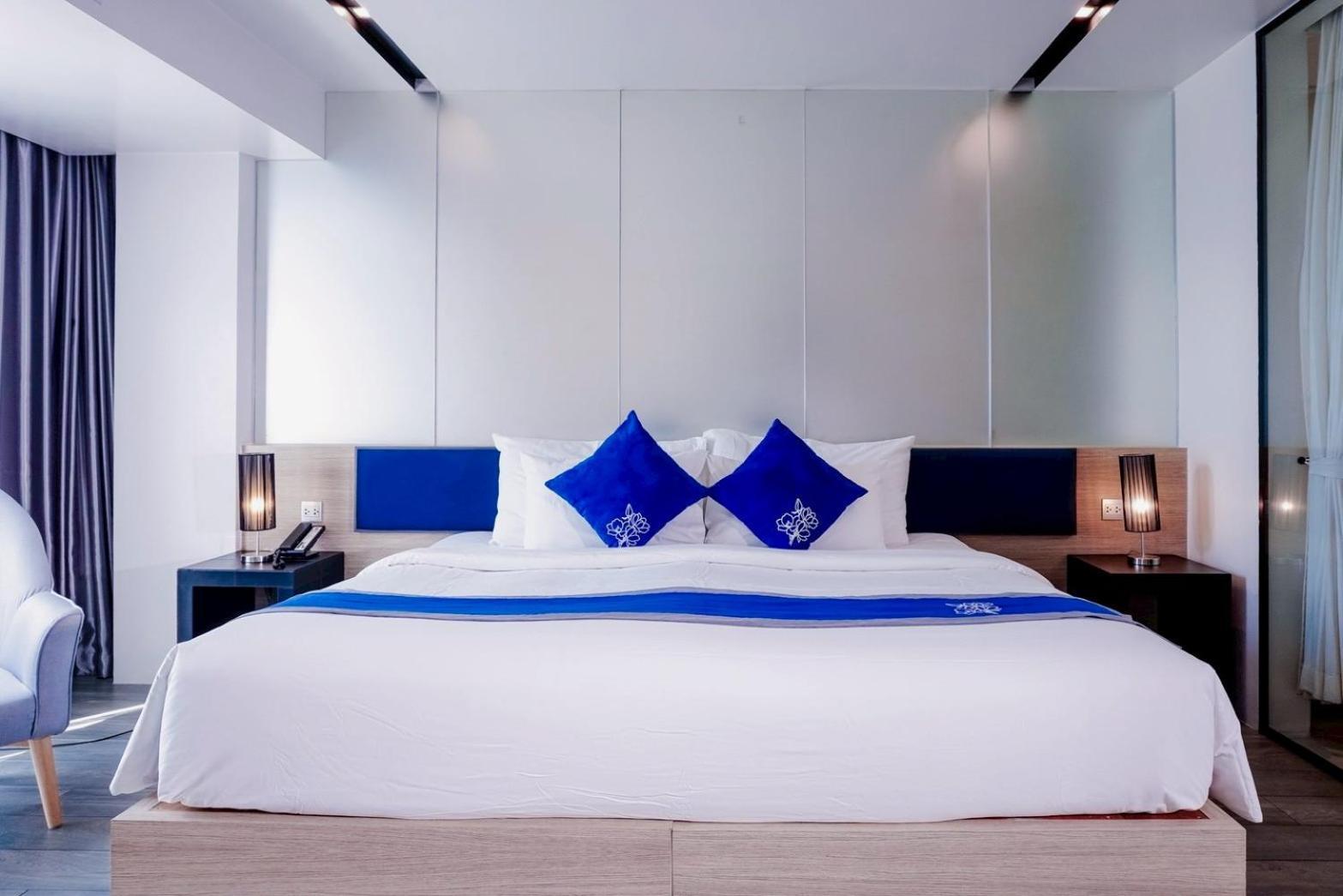 Superior King Room