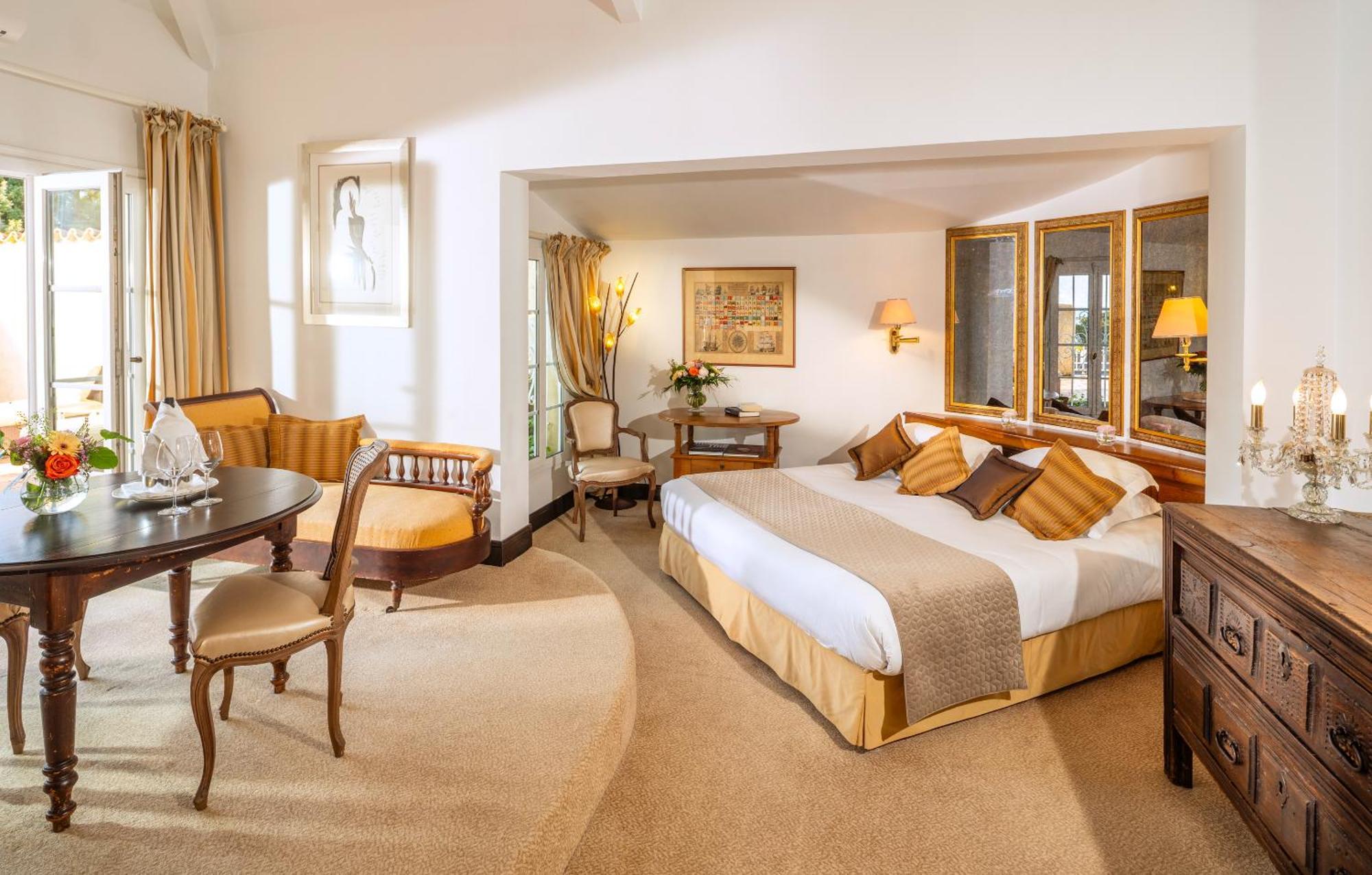 Junior Suite Sea Garden View Private Terrace
