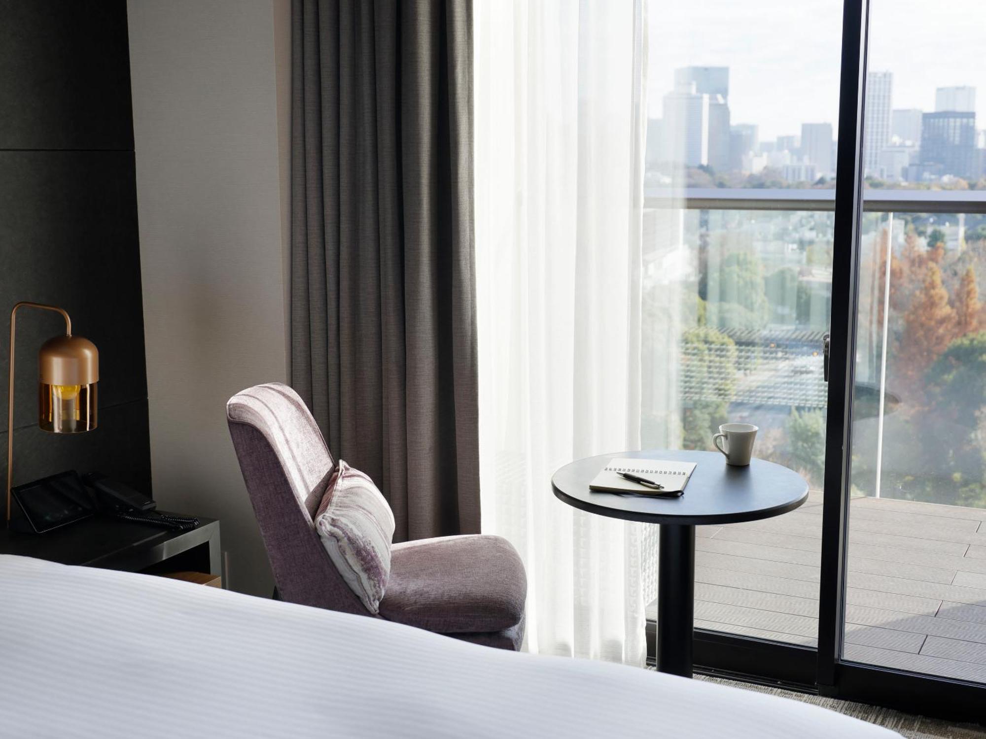 Accessible Queen Room with Balcony