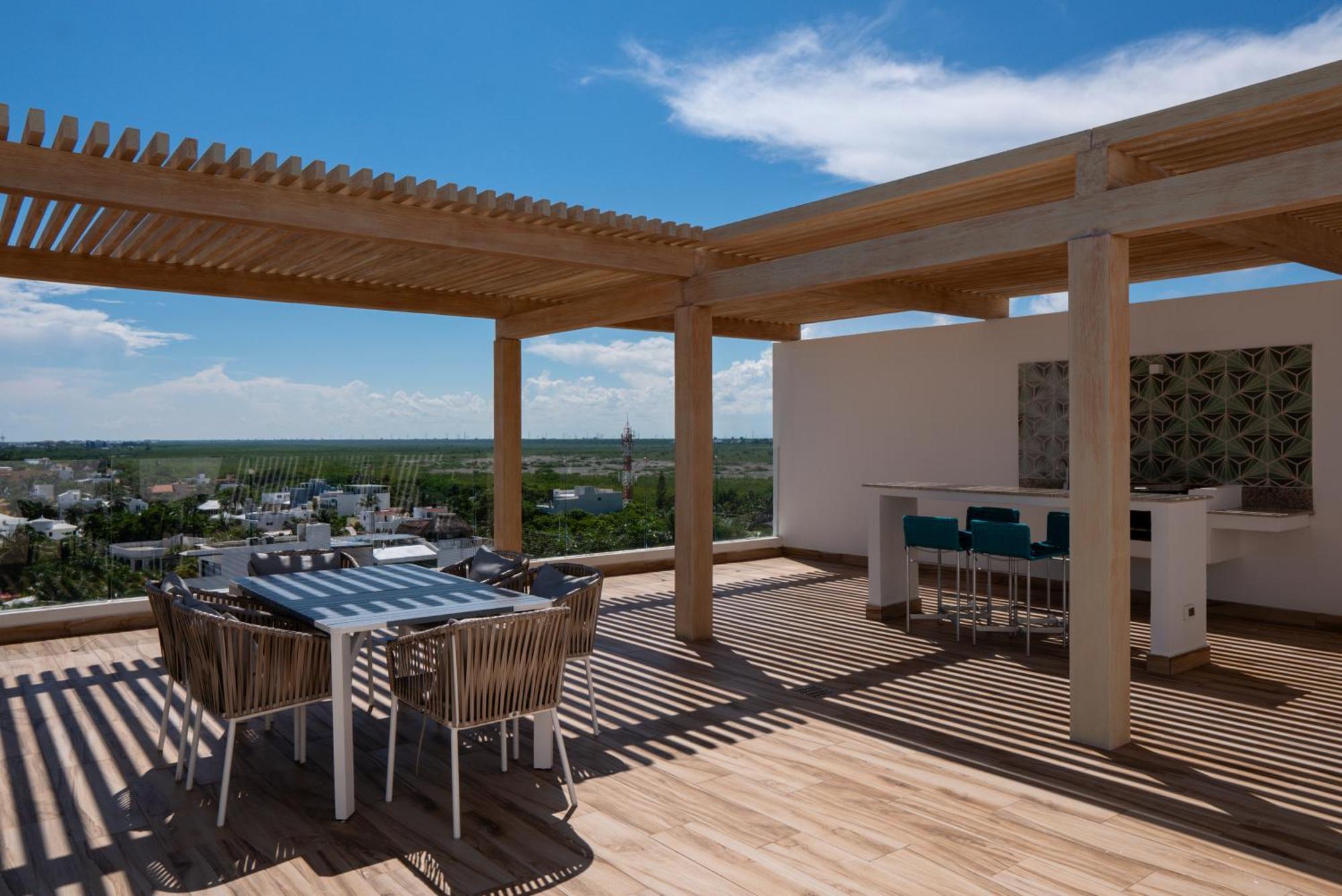 EPIC Two Bedroom Oceanfront Presidential Residence