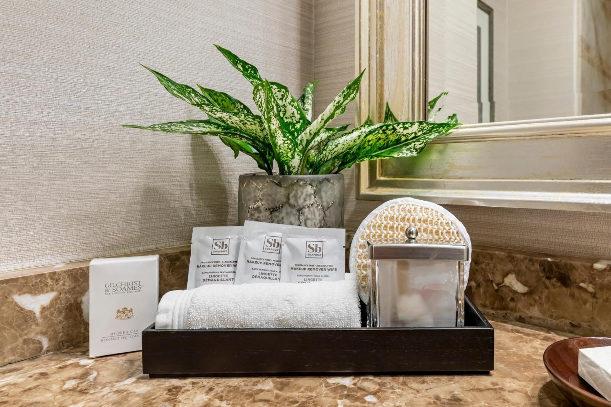 Luxury King Room