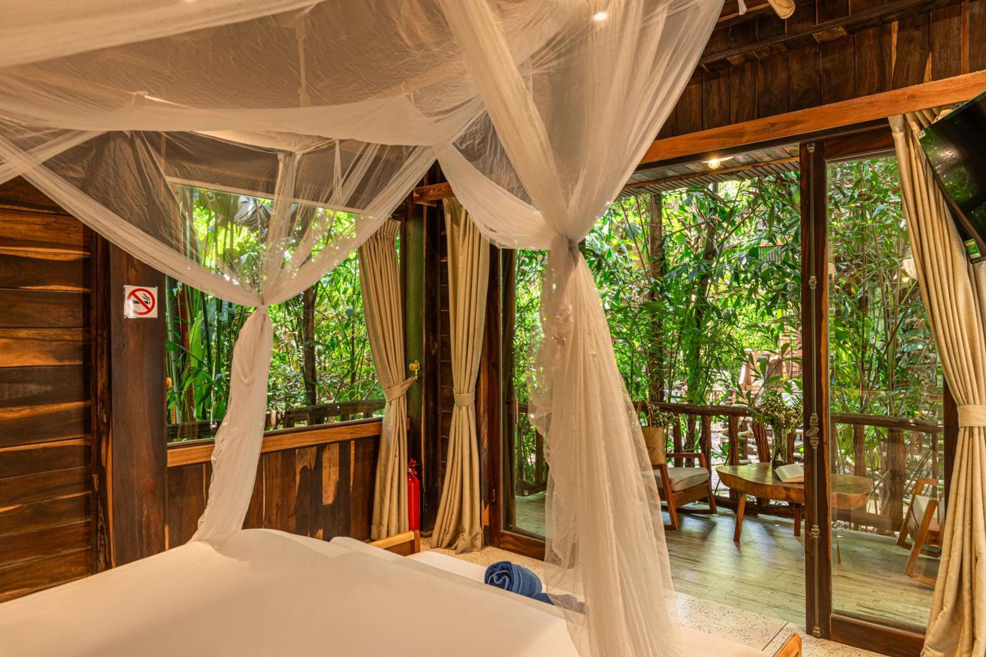 Bungalow Lit King-Size Jungle