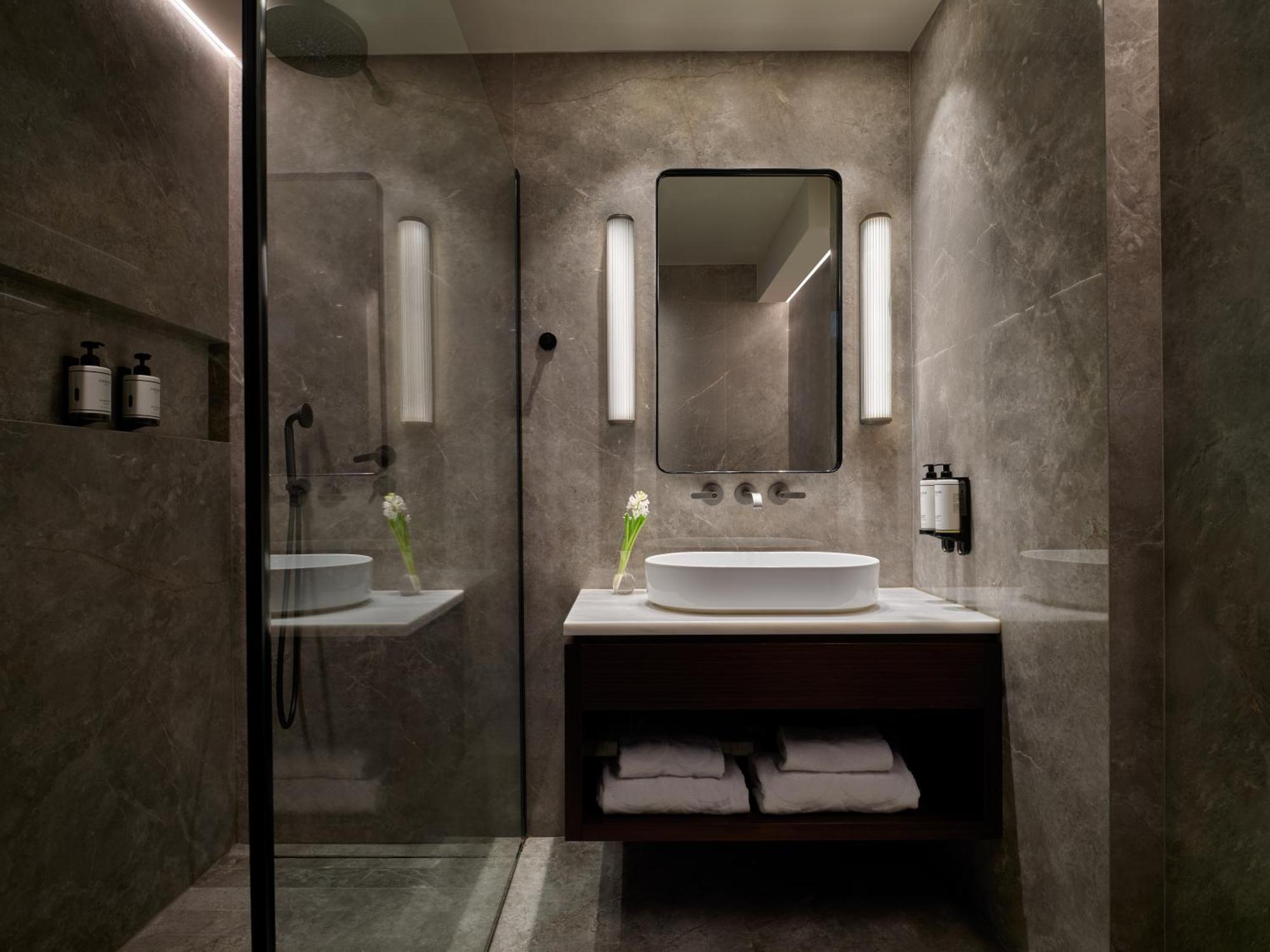 Executive Courtyard Room
