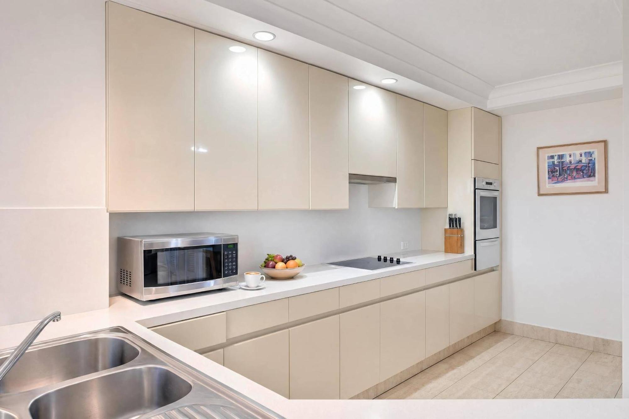 Two-Bedroom Apartment Balcony Sea View