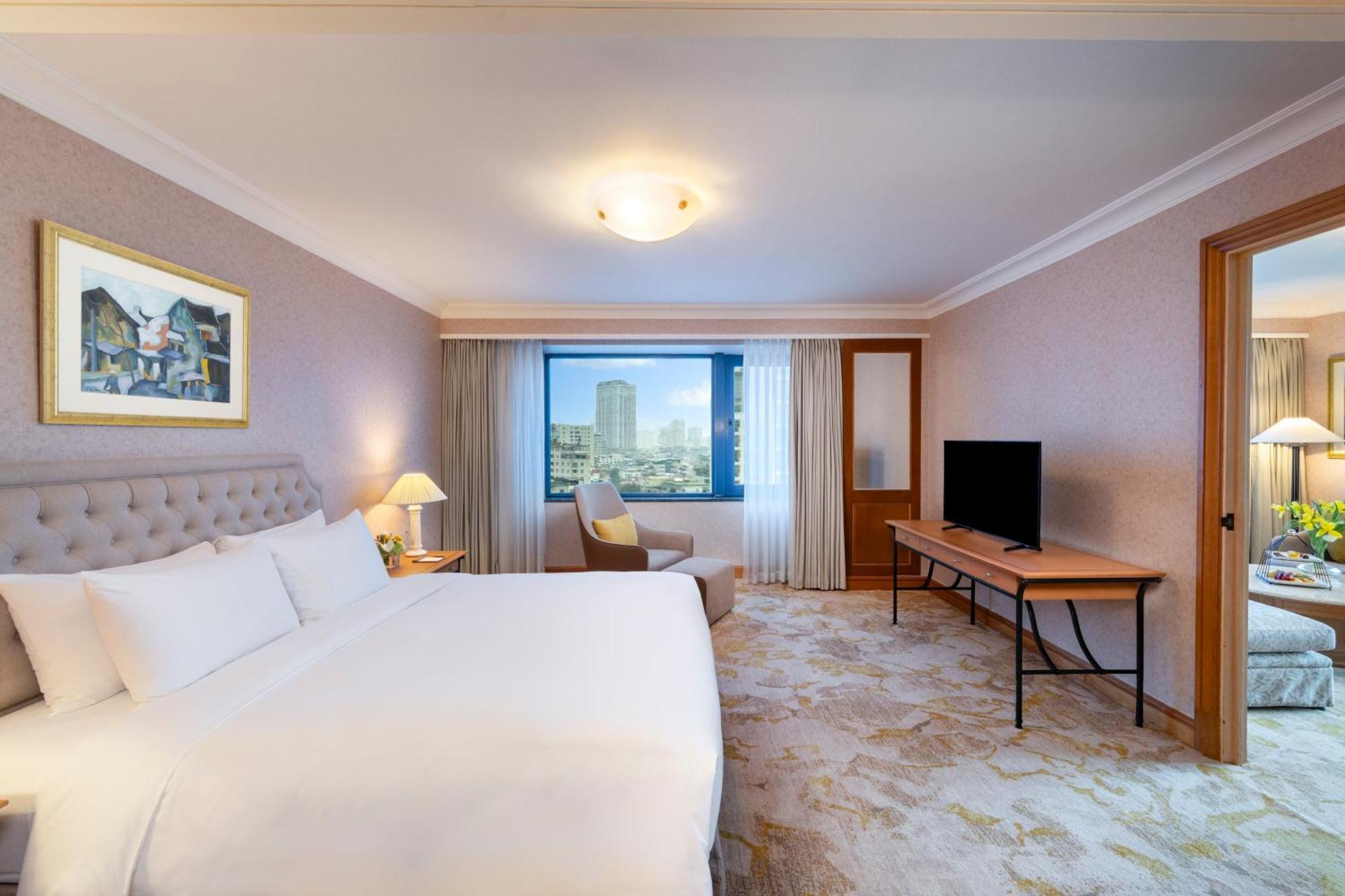Deluxe Suite
