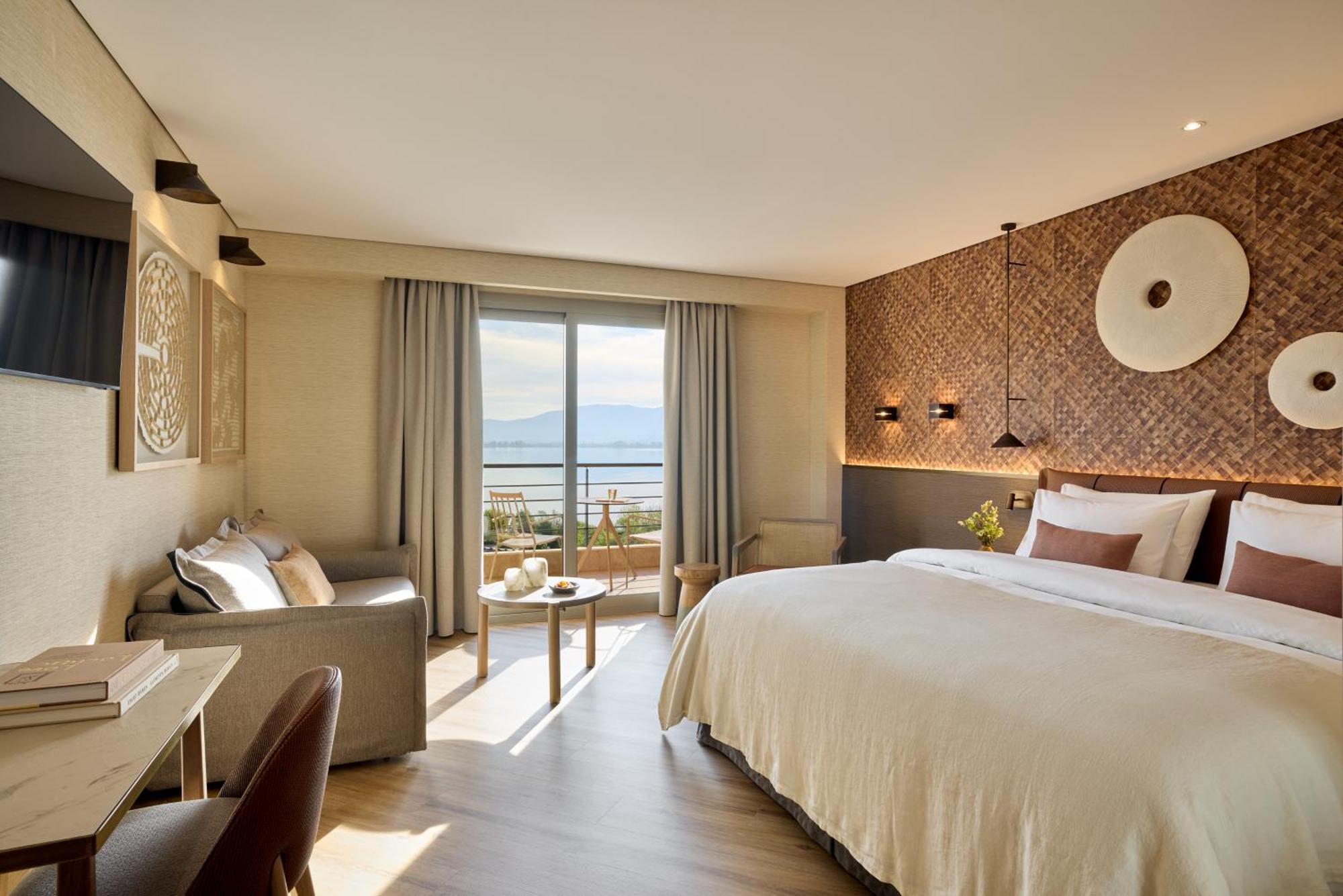 Junior Suite Lake View
