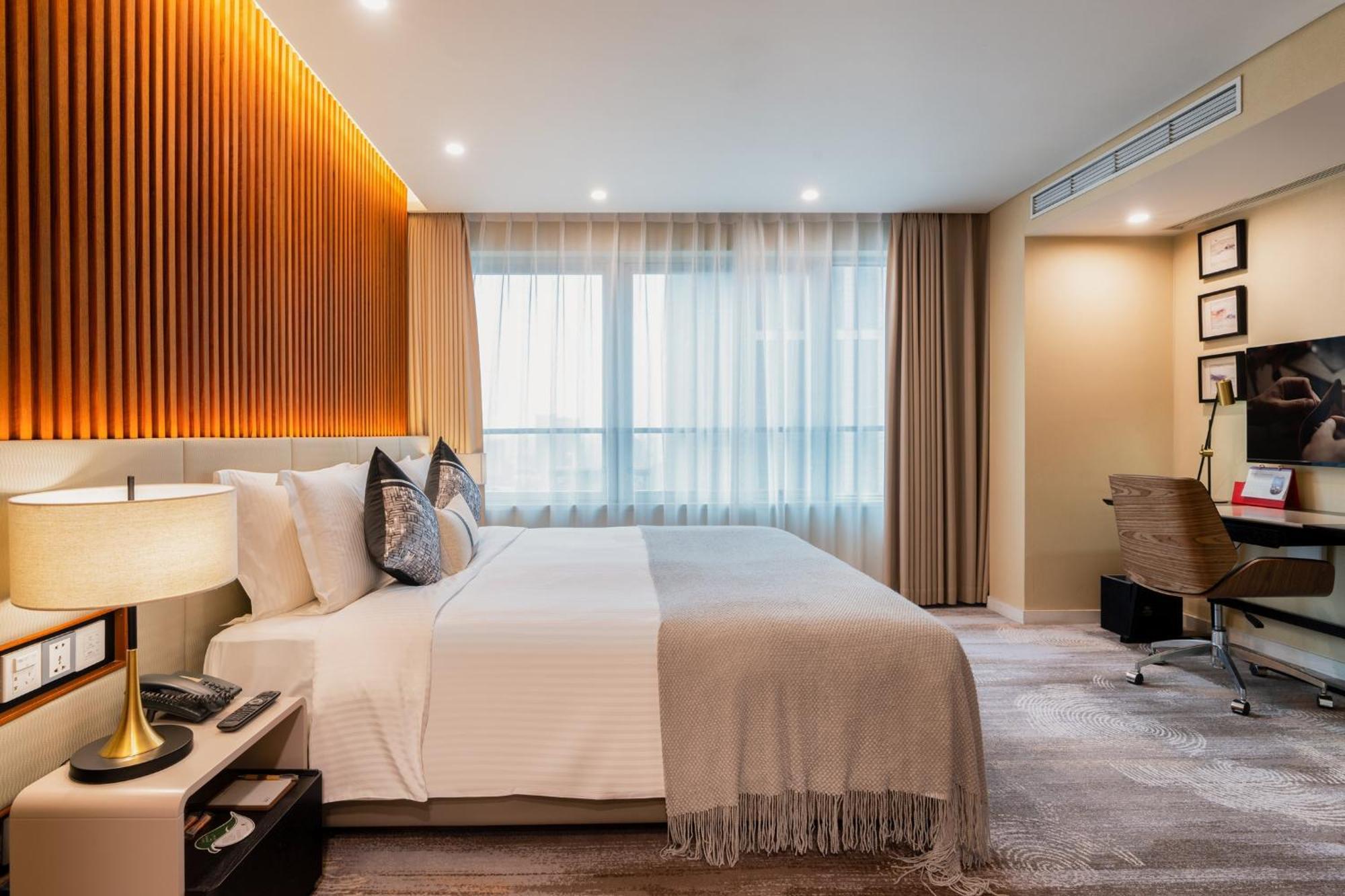 1 Bedroom Premier View