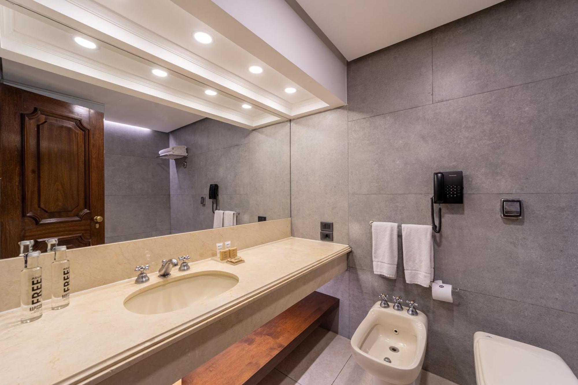 Premium King Room