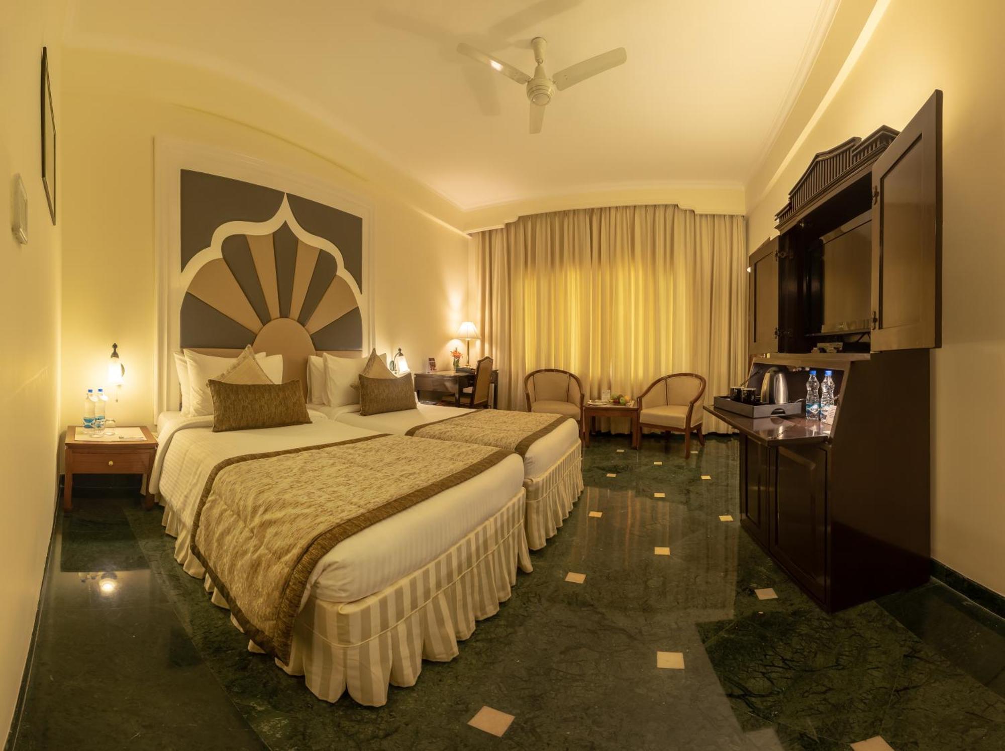 Large Double Room