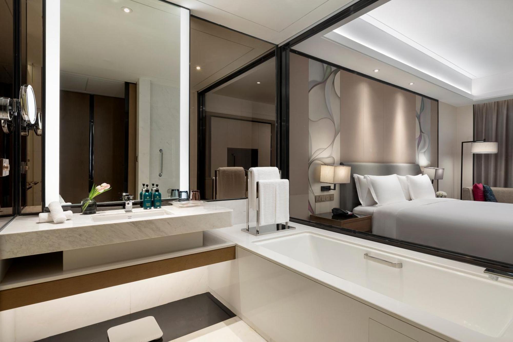 Standard King Room