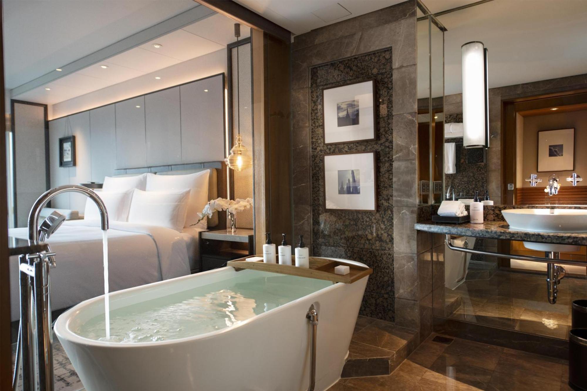 Premium King Room