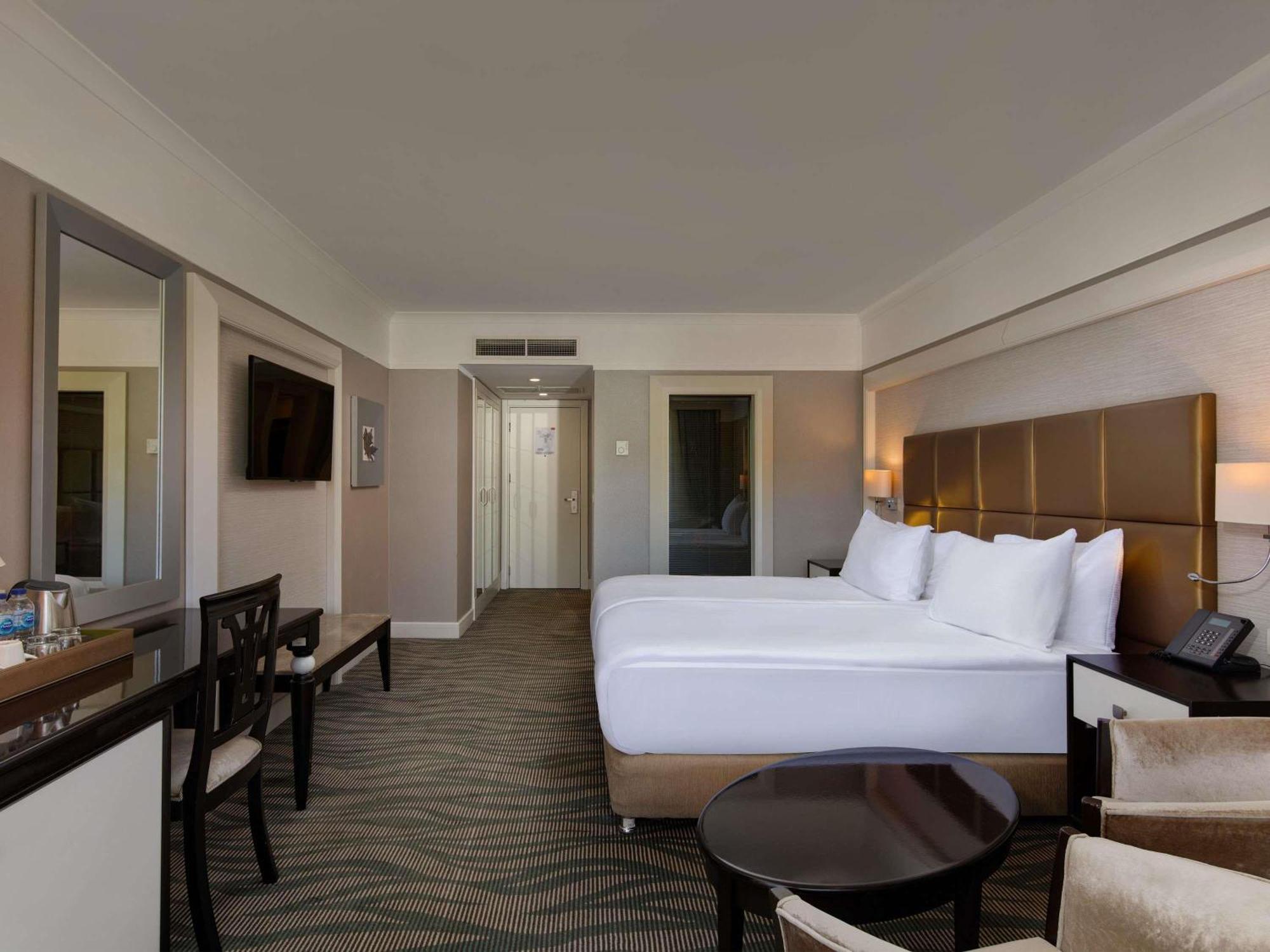 Classic Room Mountain View