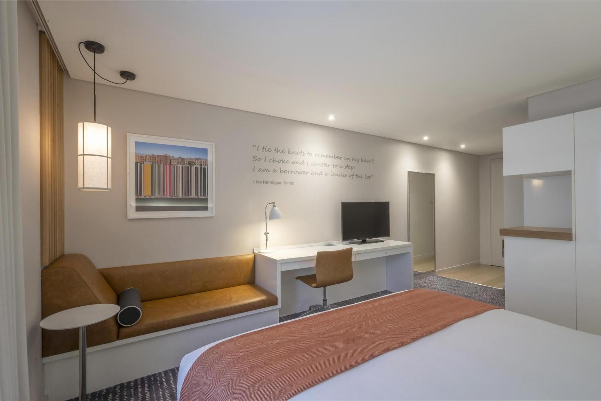 Premium King Room