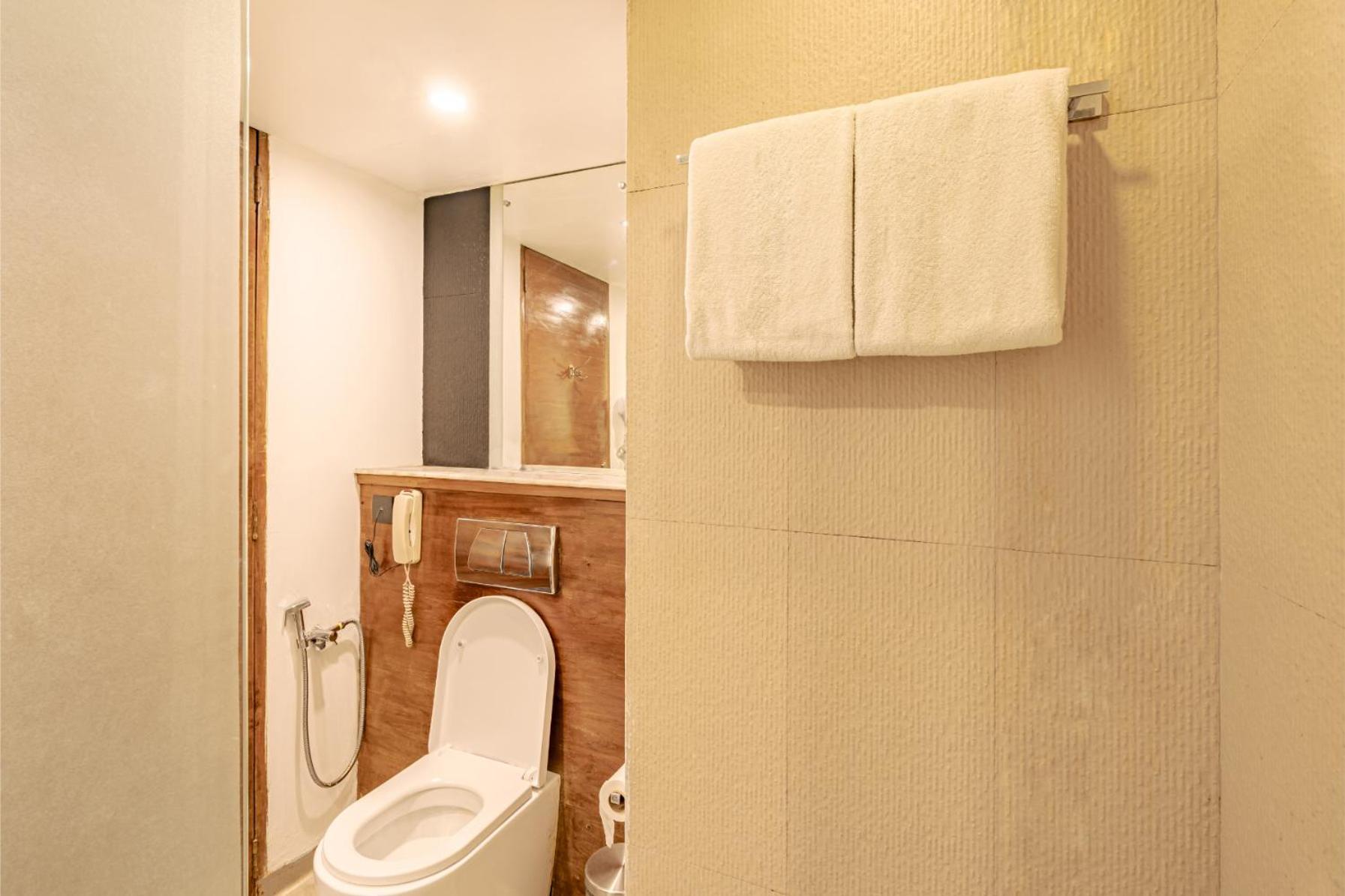 Superior Room Two Single Beds
