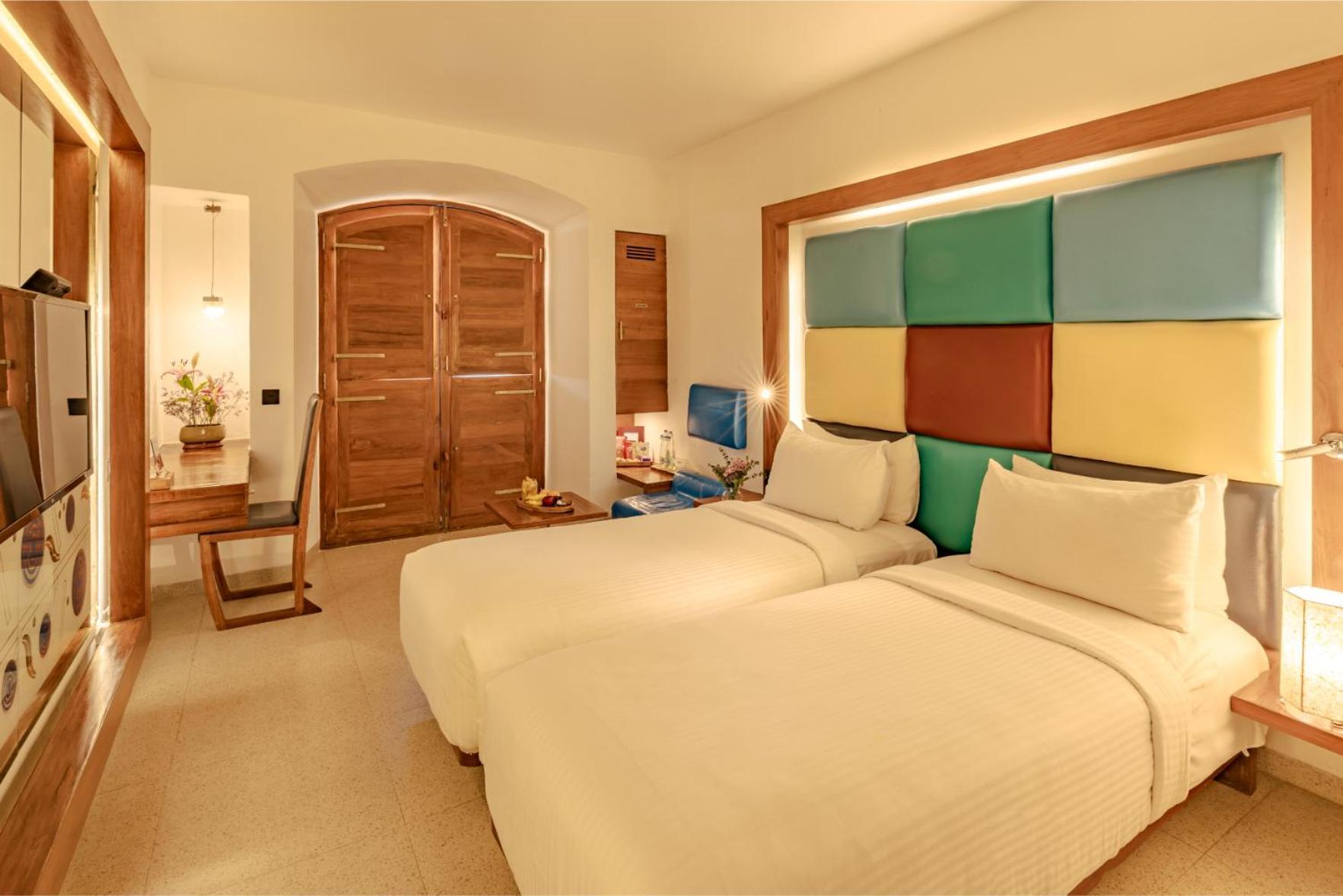 Superior Room Two Single Beds