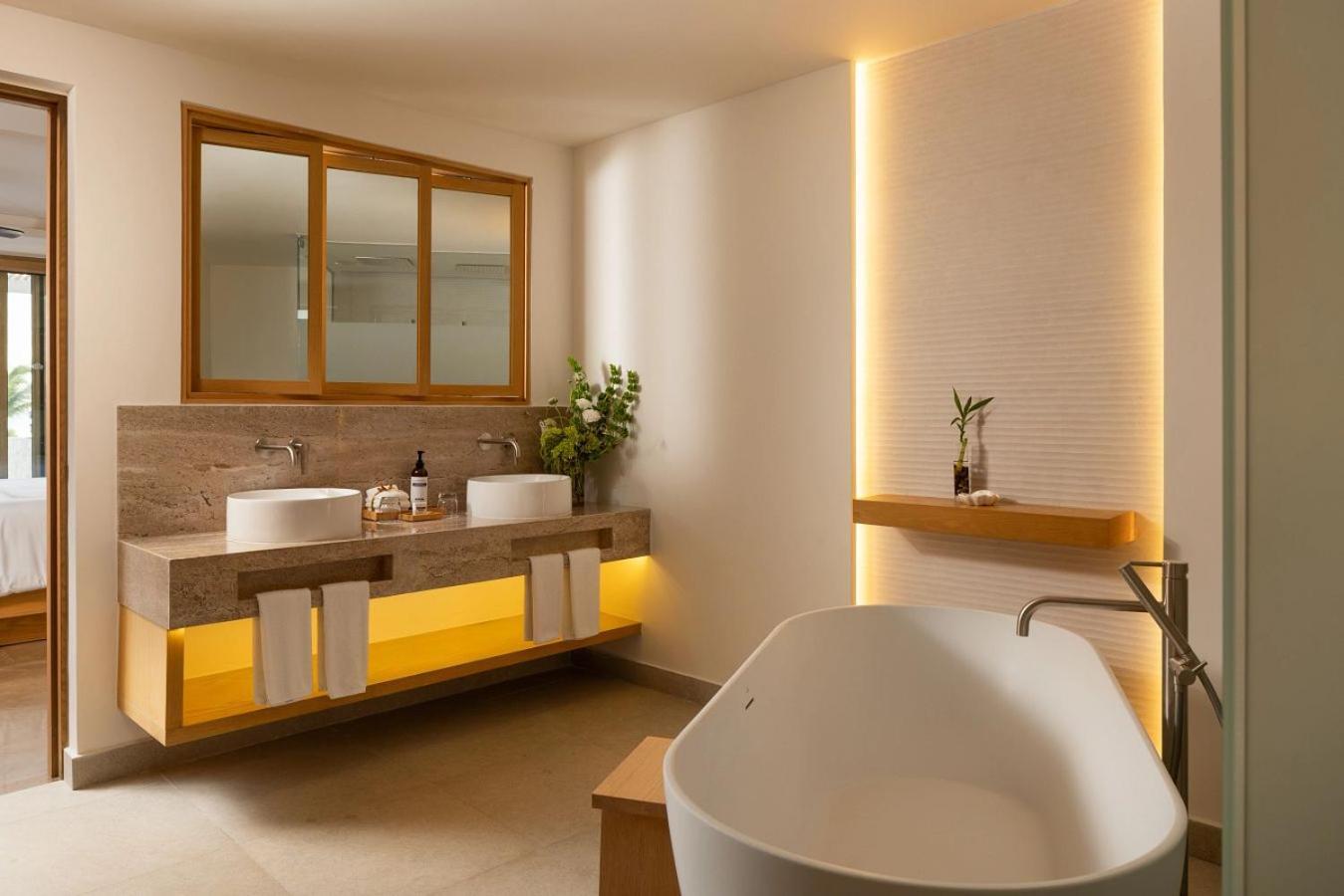 Preferred Club Master Suite Ocean Front Private Pool,1770535731:JPEG