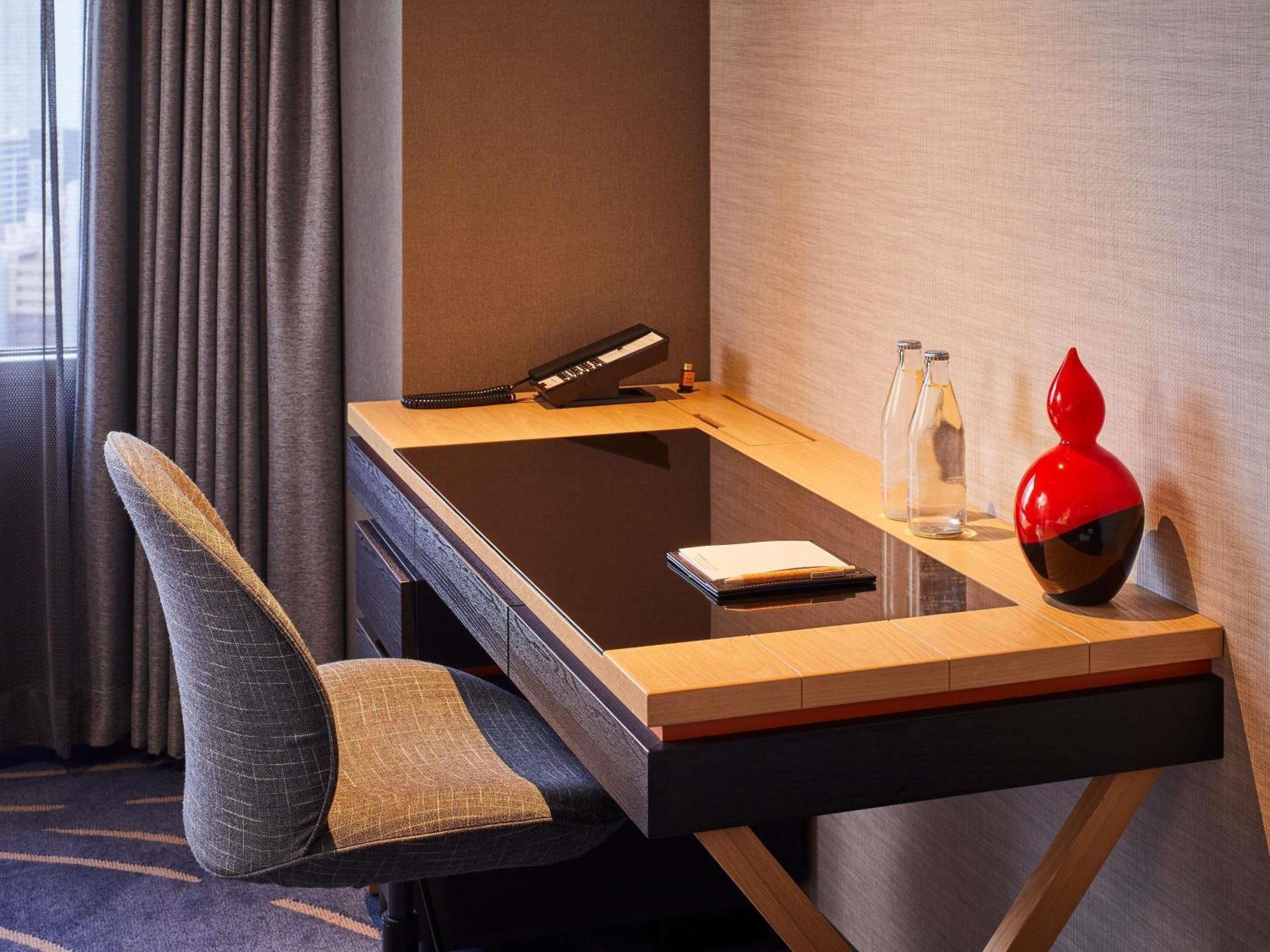 Swiss Select Queen Room