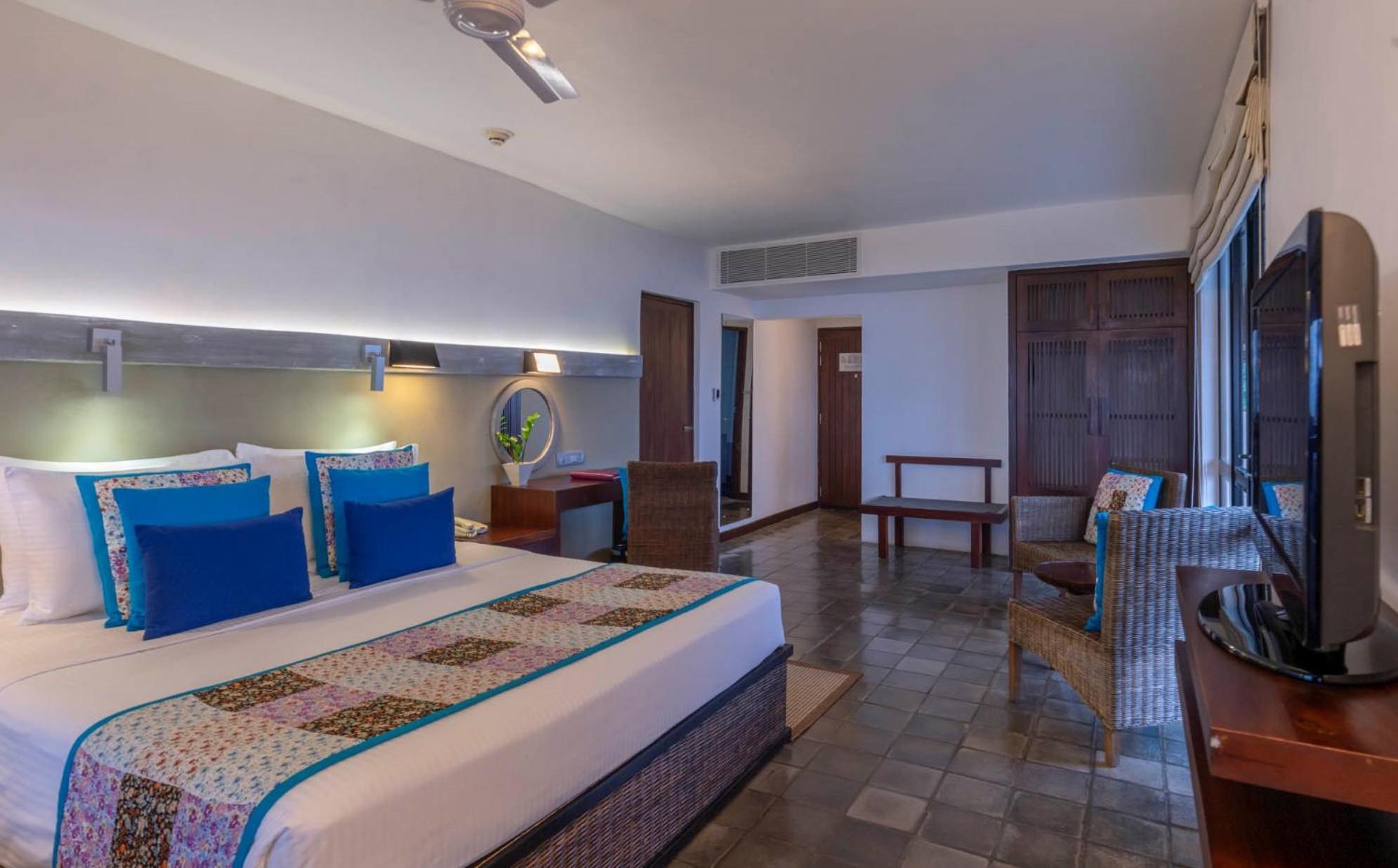 Deluxe King Room Balcony on F&B on SPA