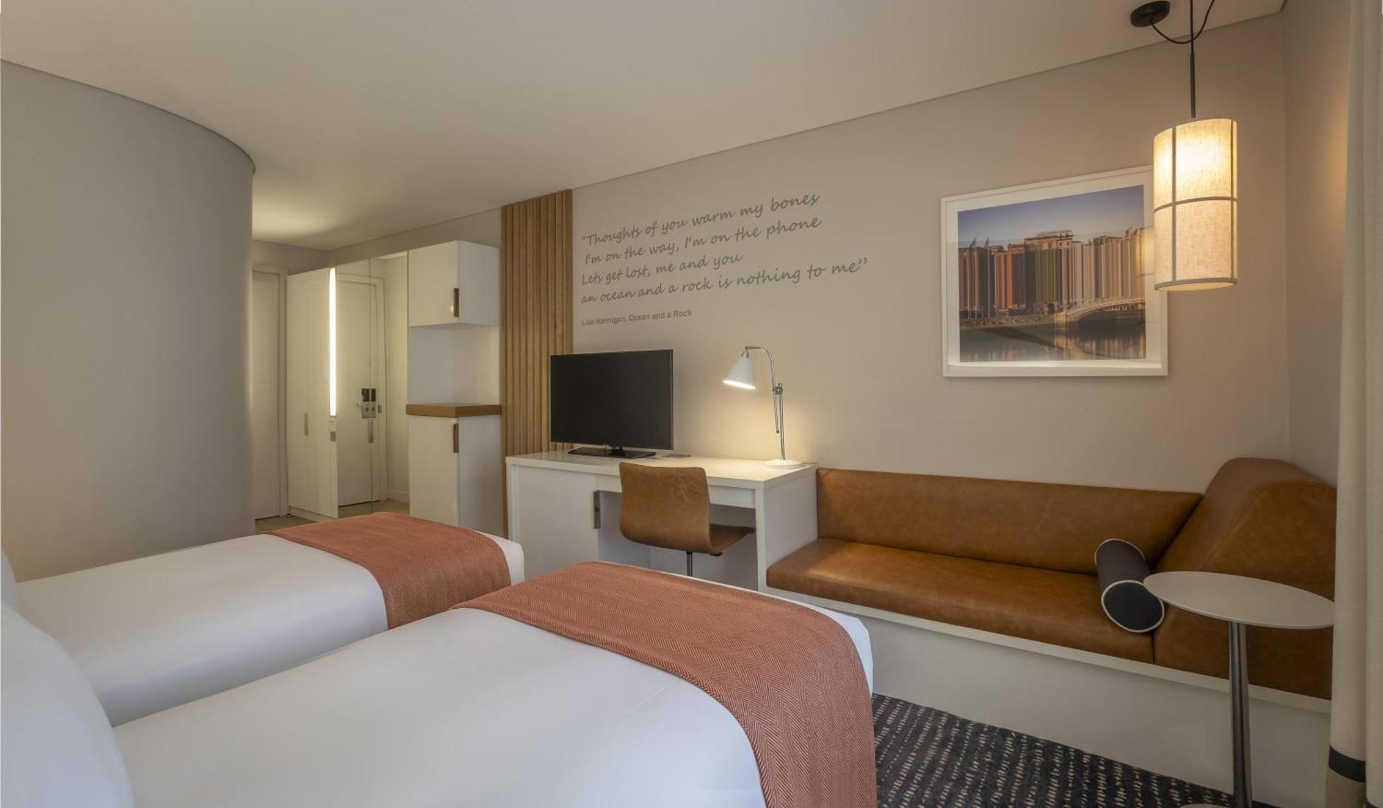 Superior Twin Room