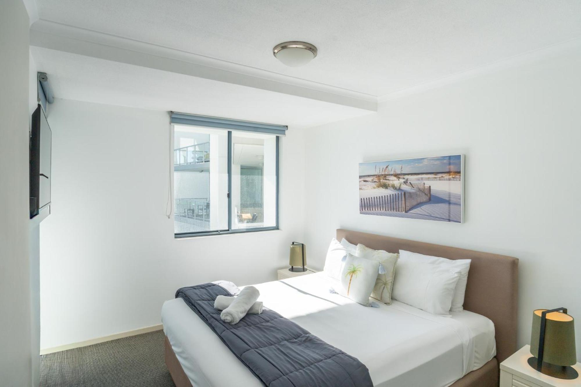 Superior One-Bedroom Apartment