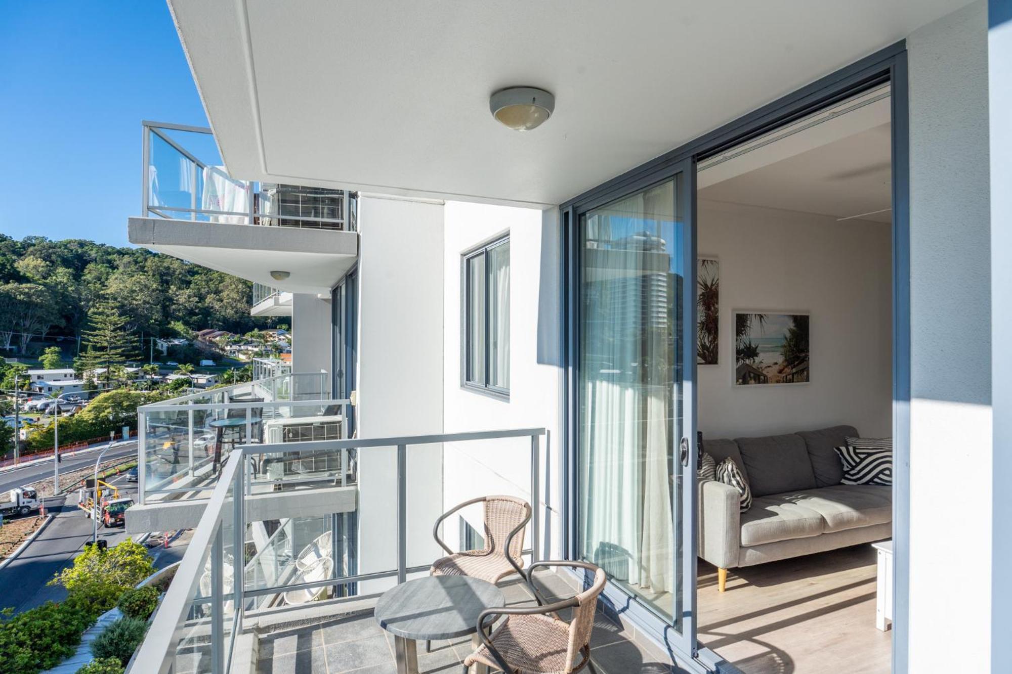 Superior One-Bedroom Apartment